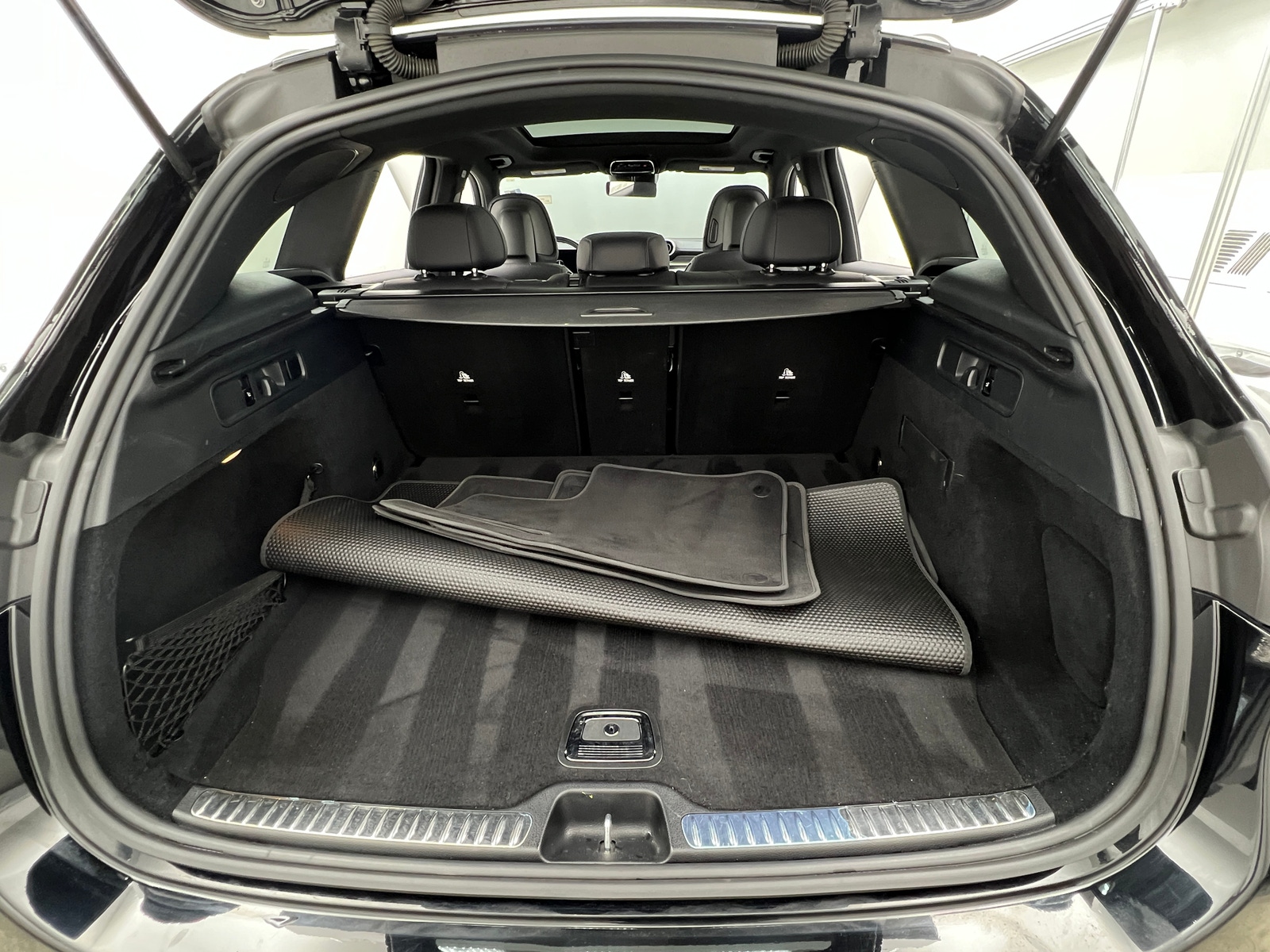 Thumbnail: 2024 Mercedes-Benz GLC - 6