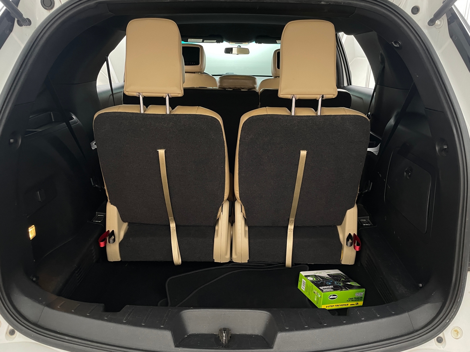 Thumbnail: 2016 Ford Explorer - 7