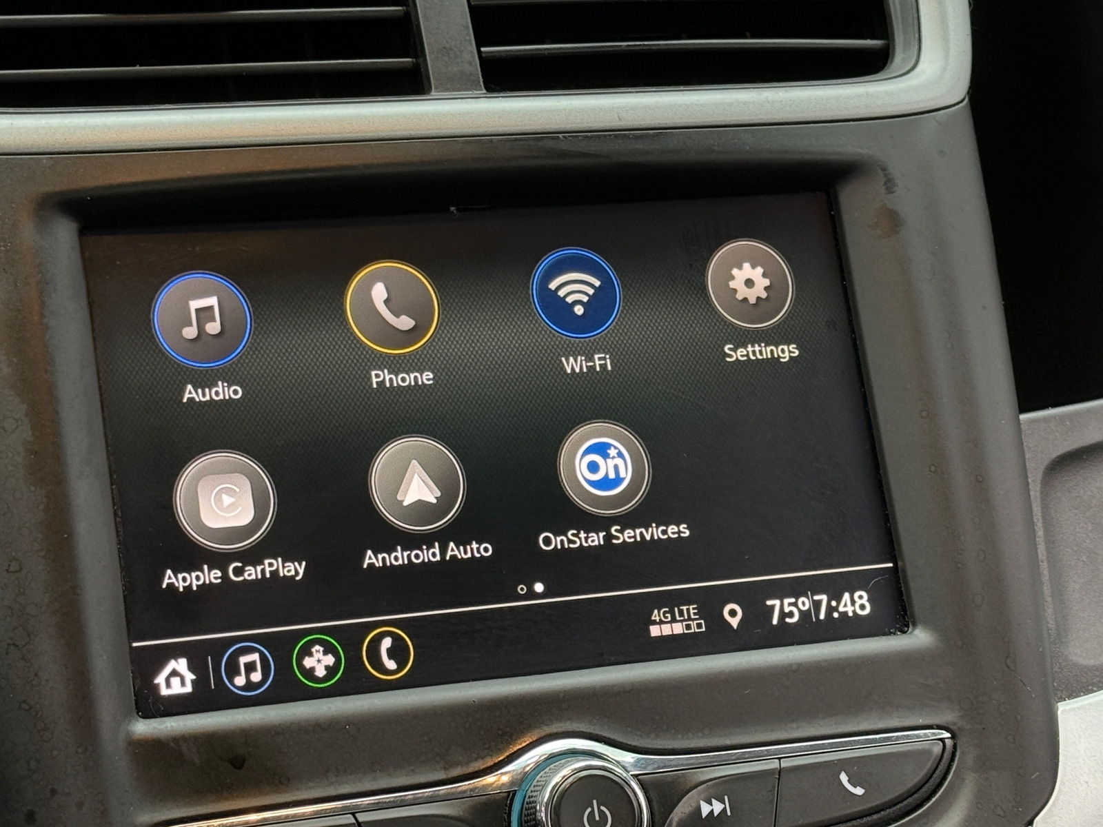 Thumbnail: 2020 Chevrolet Sonic - 4