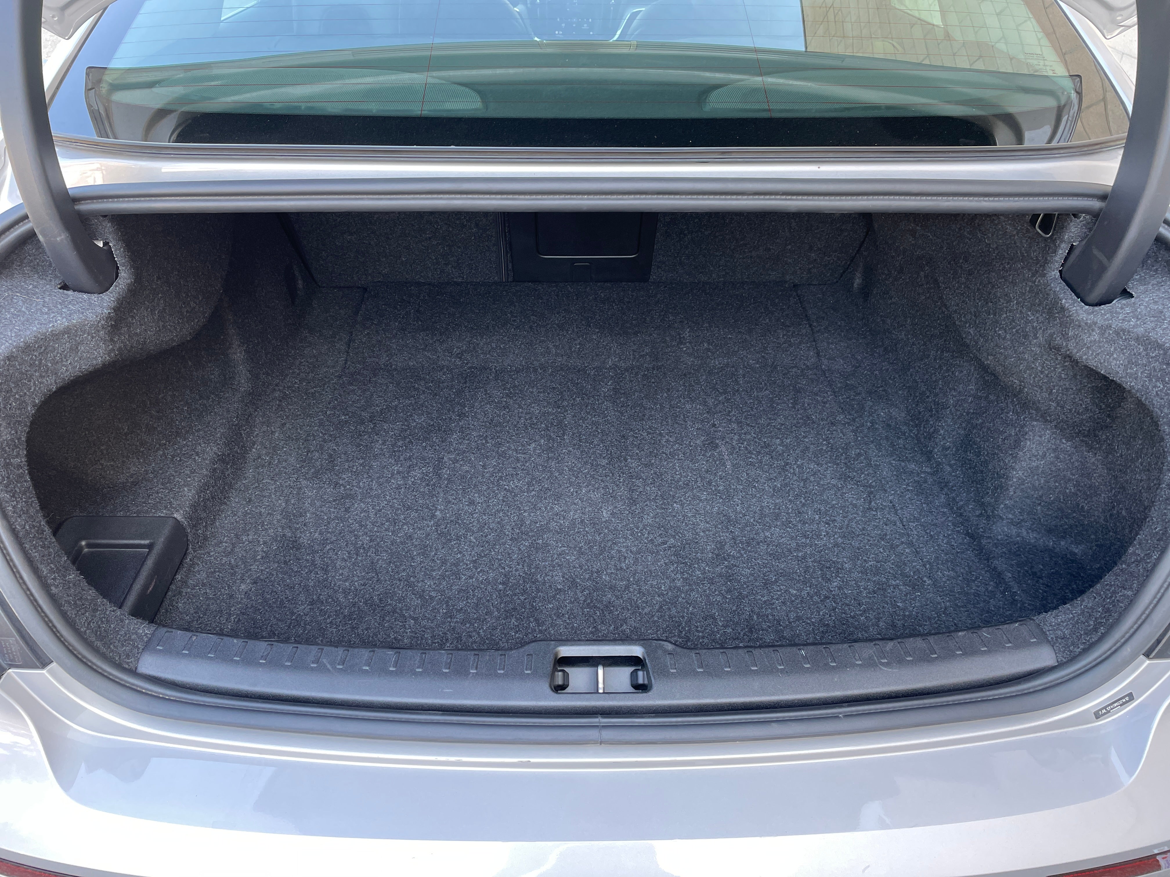 Thumbnail: 2024 Volvo S60 - 6