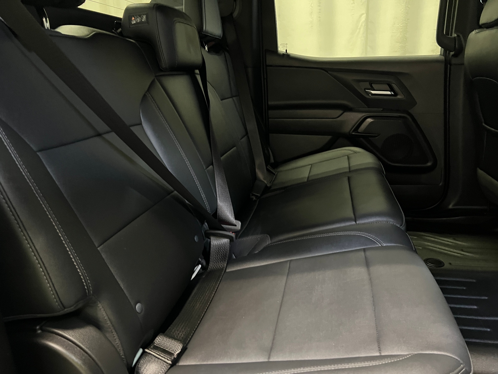 Thumbnail: 2024 Chevrolet Silverado EV - 6