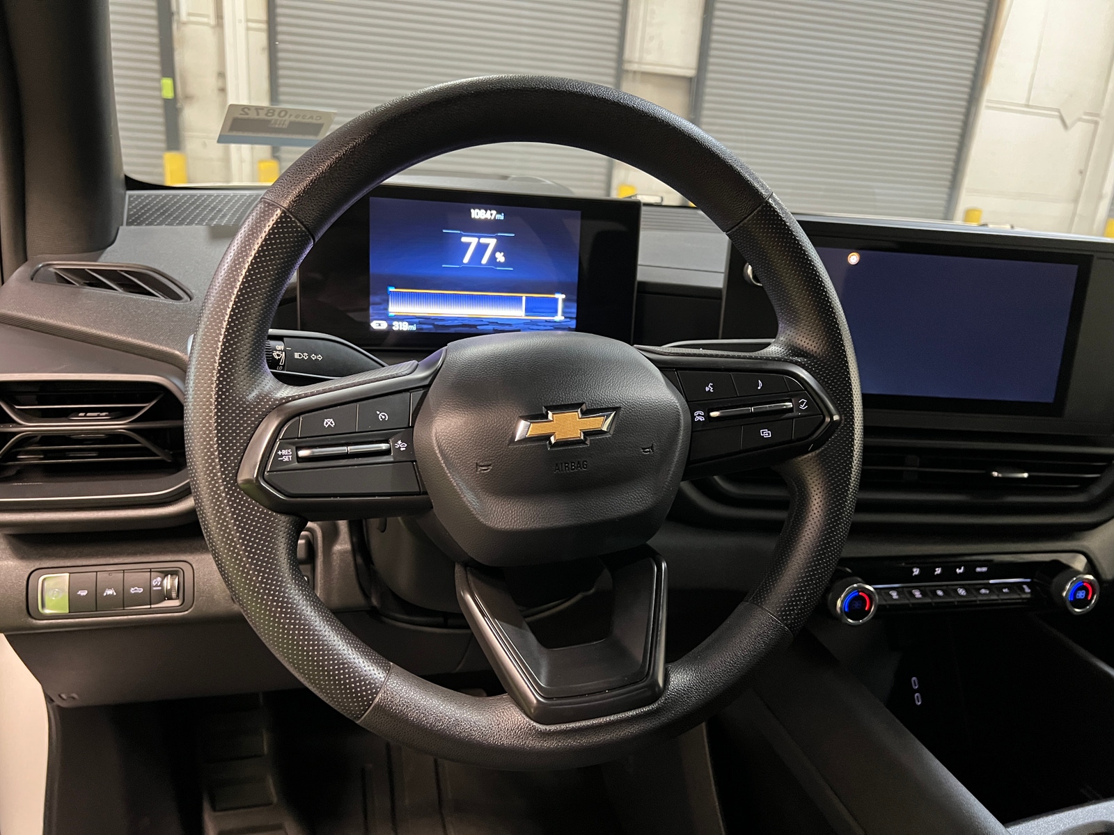 Thumbnail: 2024 Chevrolet Silverado EV - 5