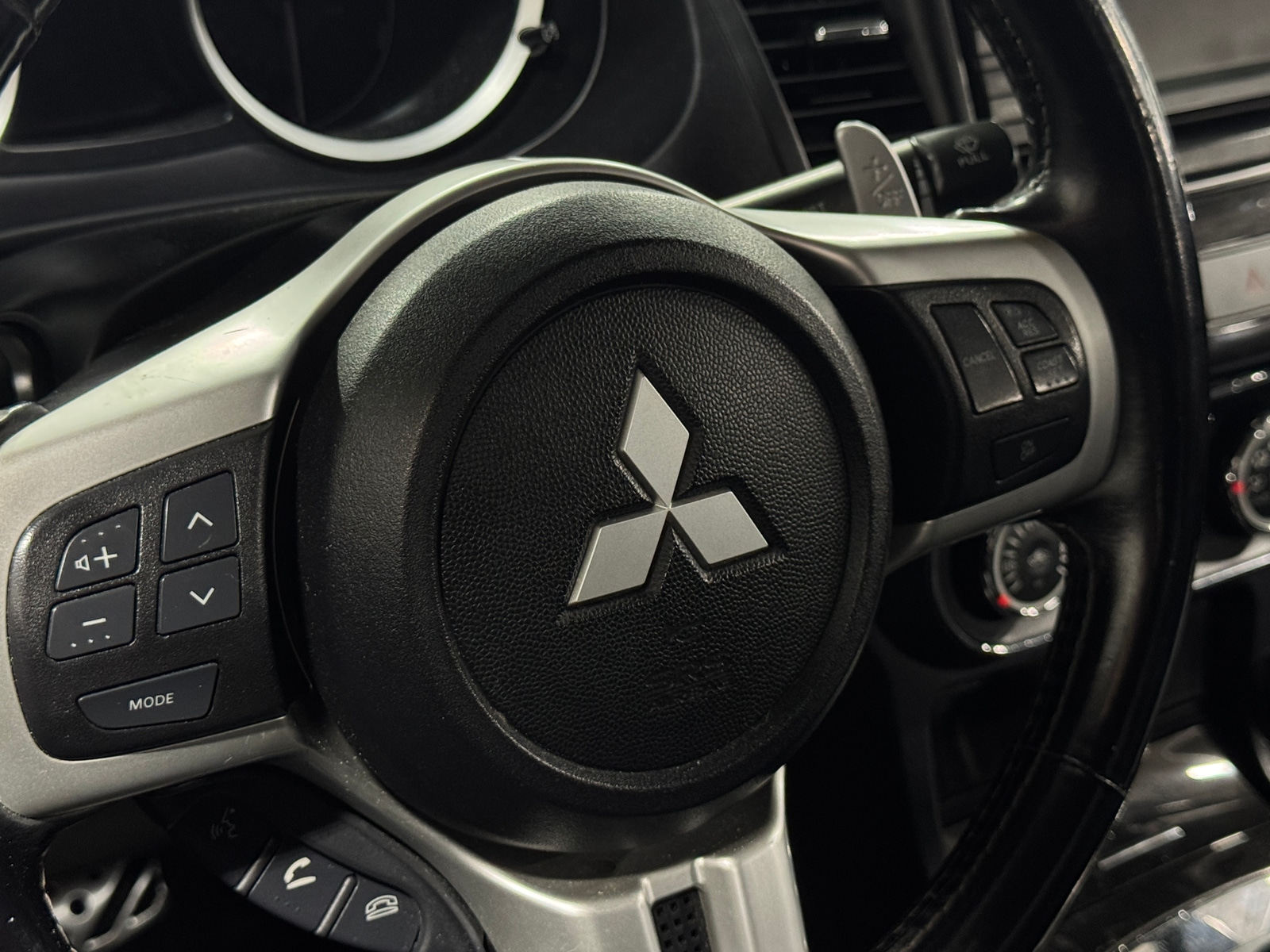 Thumbnail: 2010 Mitsubishi Lancer - 4