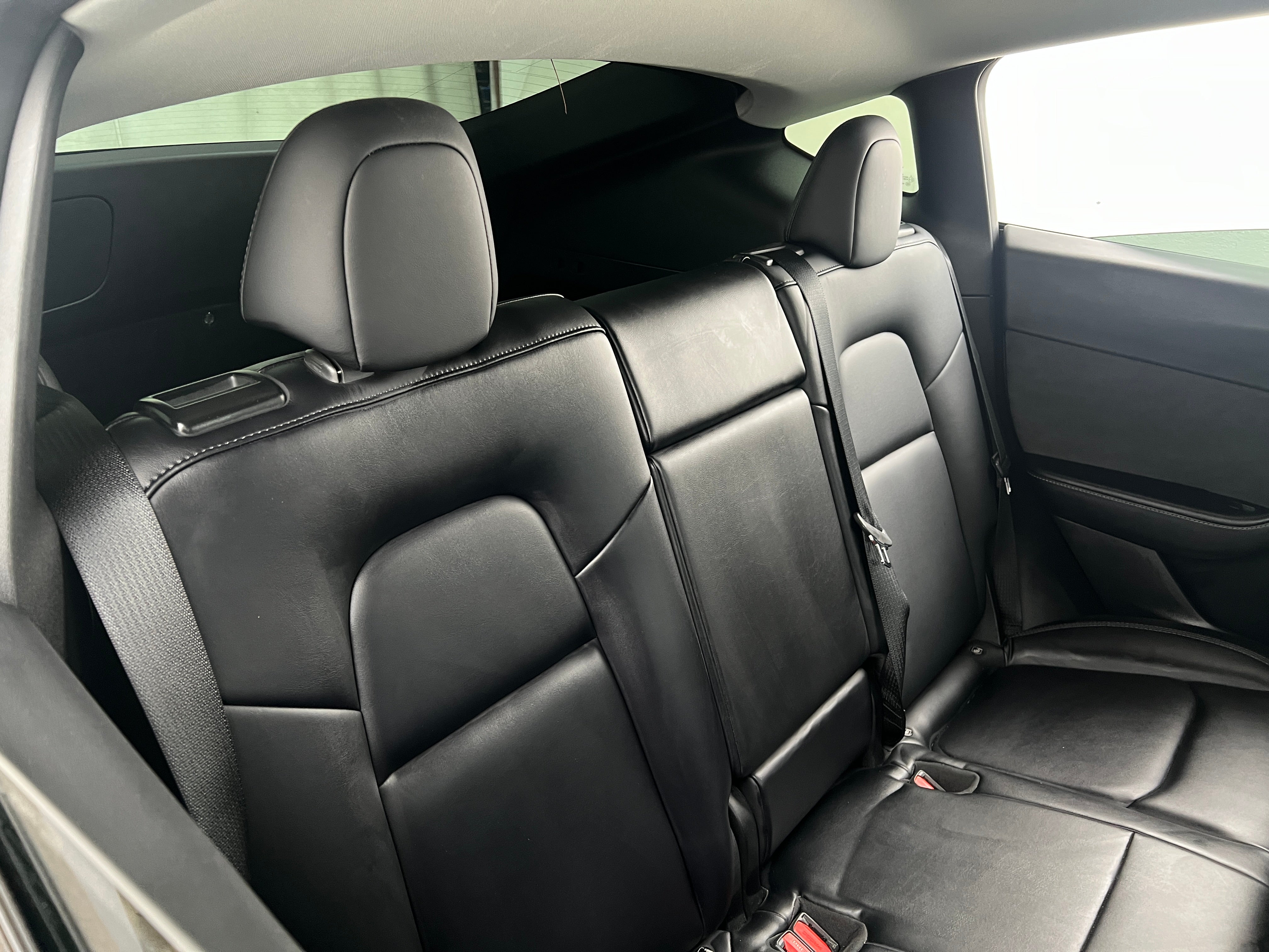 Used 2022 Tesla Model Y Performance with VIN 7SAYGDEF8NF413413 for sale in Oak Creek, WI