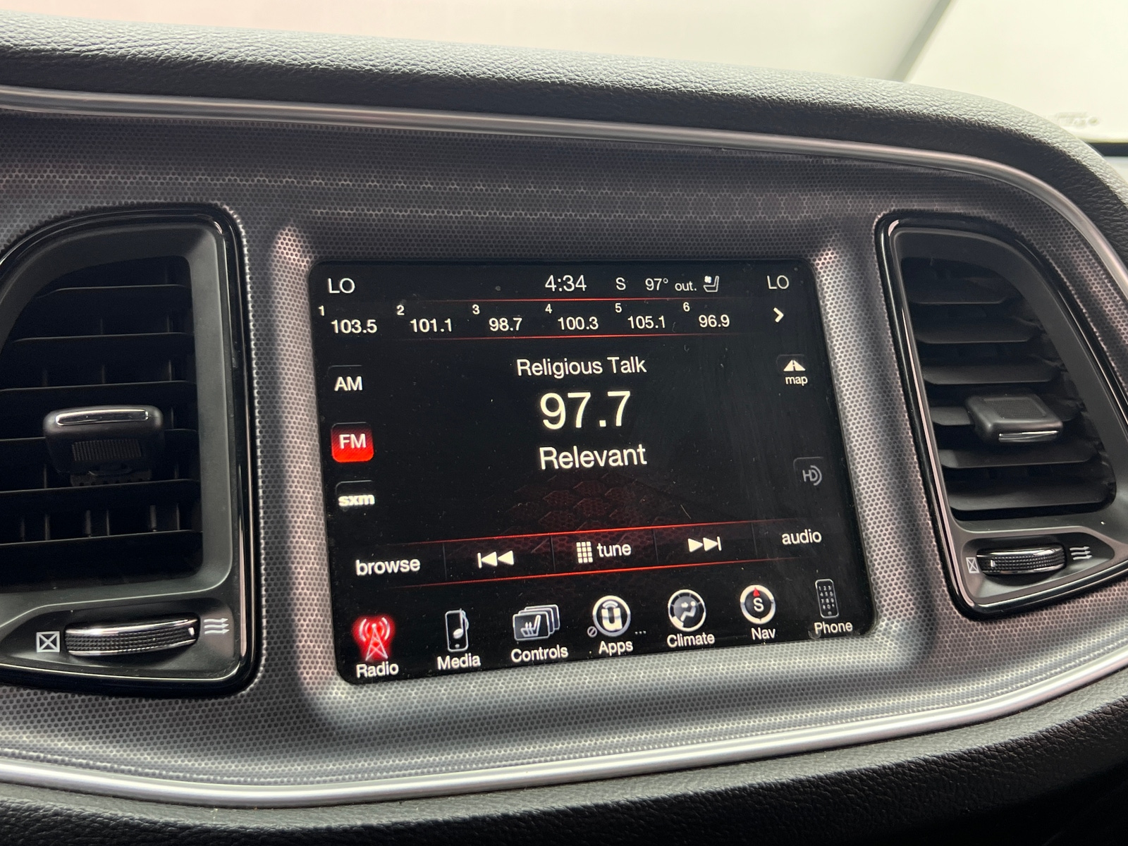 Thumbnail: 2015 Dodge Challenger - 3