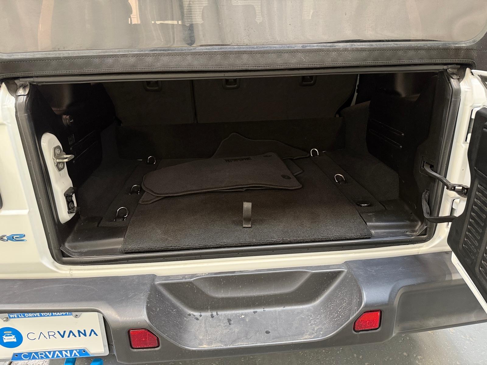 Thumbnail: 2024 Jeep Wrangler - 7