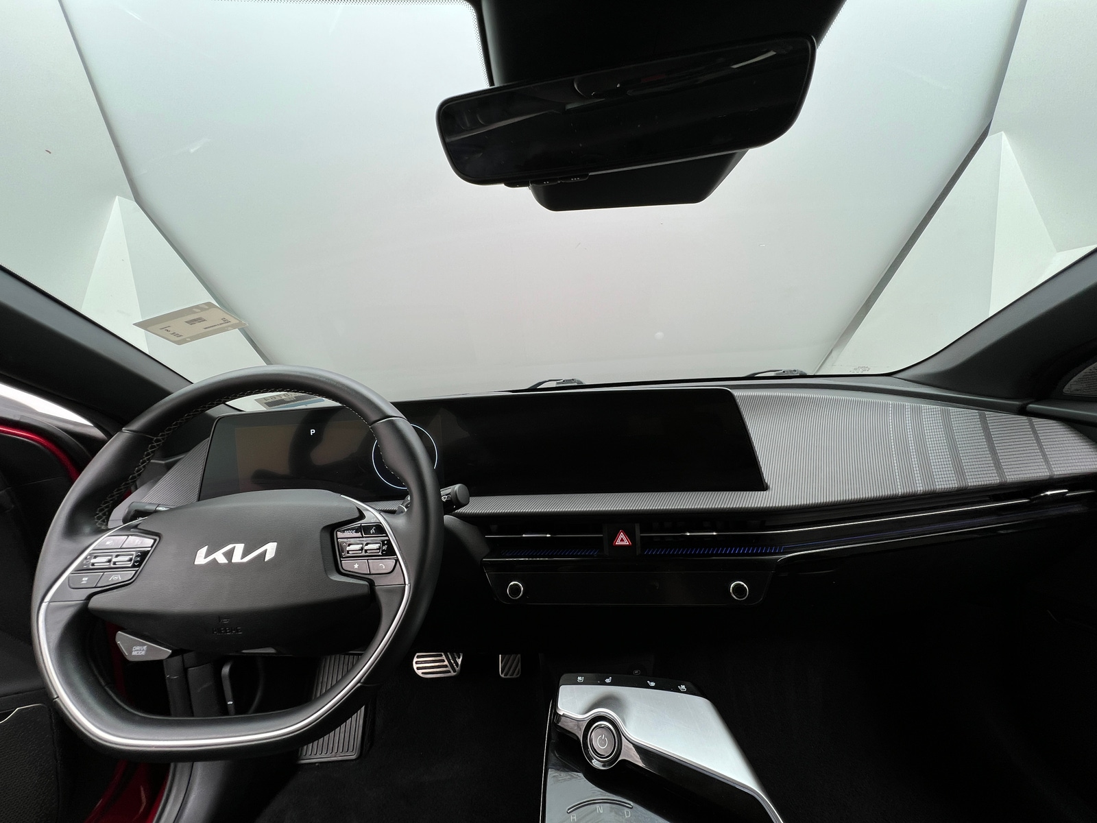 Thumbnail: 2022 Kia EV6 - 2
