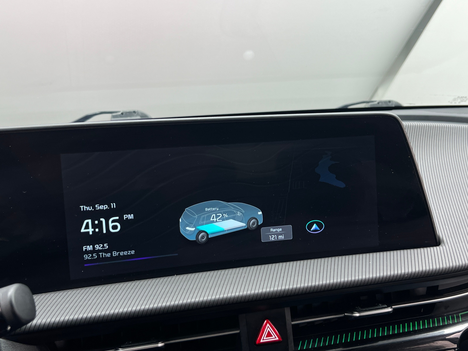 Thumbnail: 2022 Kia EV6 - 3