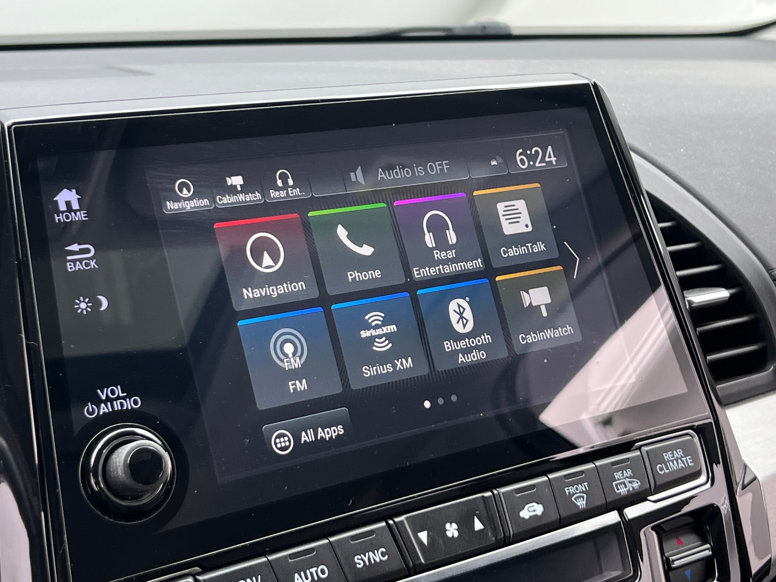 Thumbnail: 2018 Honda Odyssey - 3