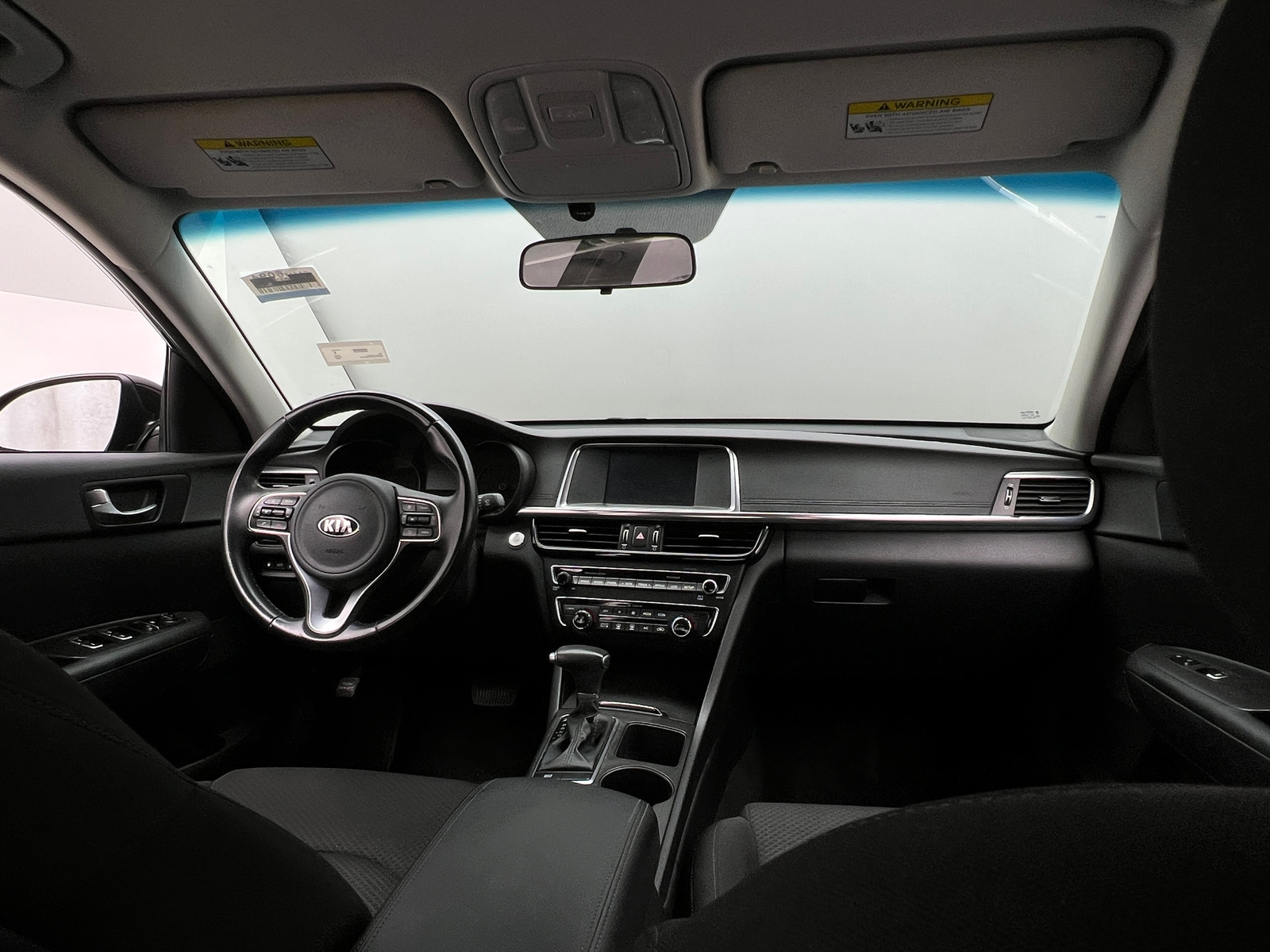 Thumbnail: 2017 Kia Optima - 3