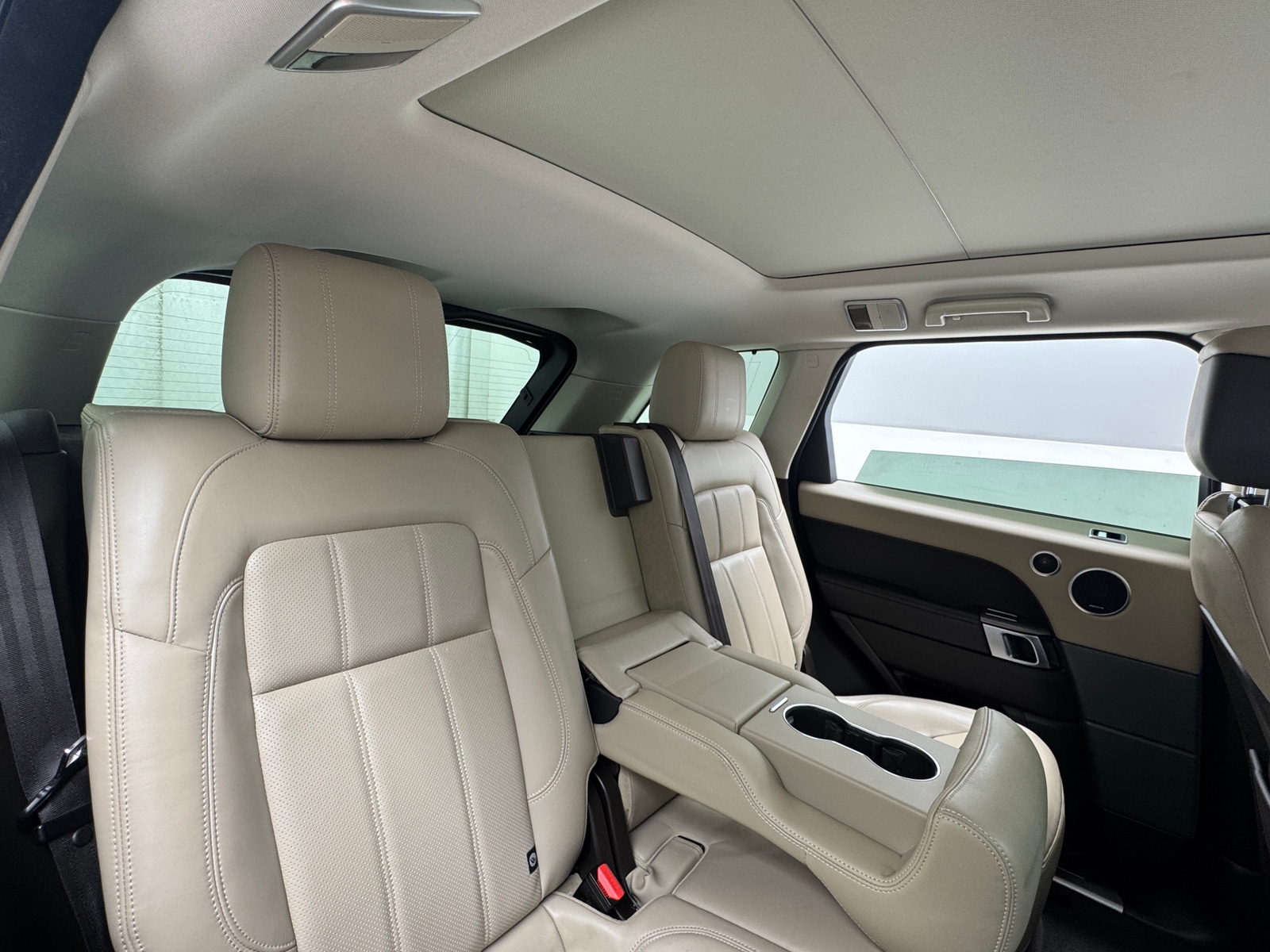 Thumbnail: 2020 Land Rover Range Rover Sport - 5