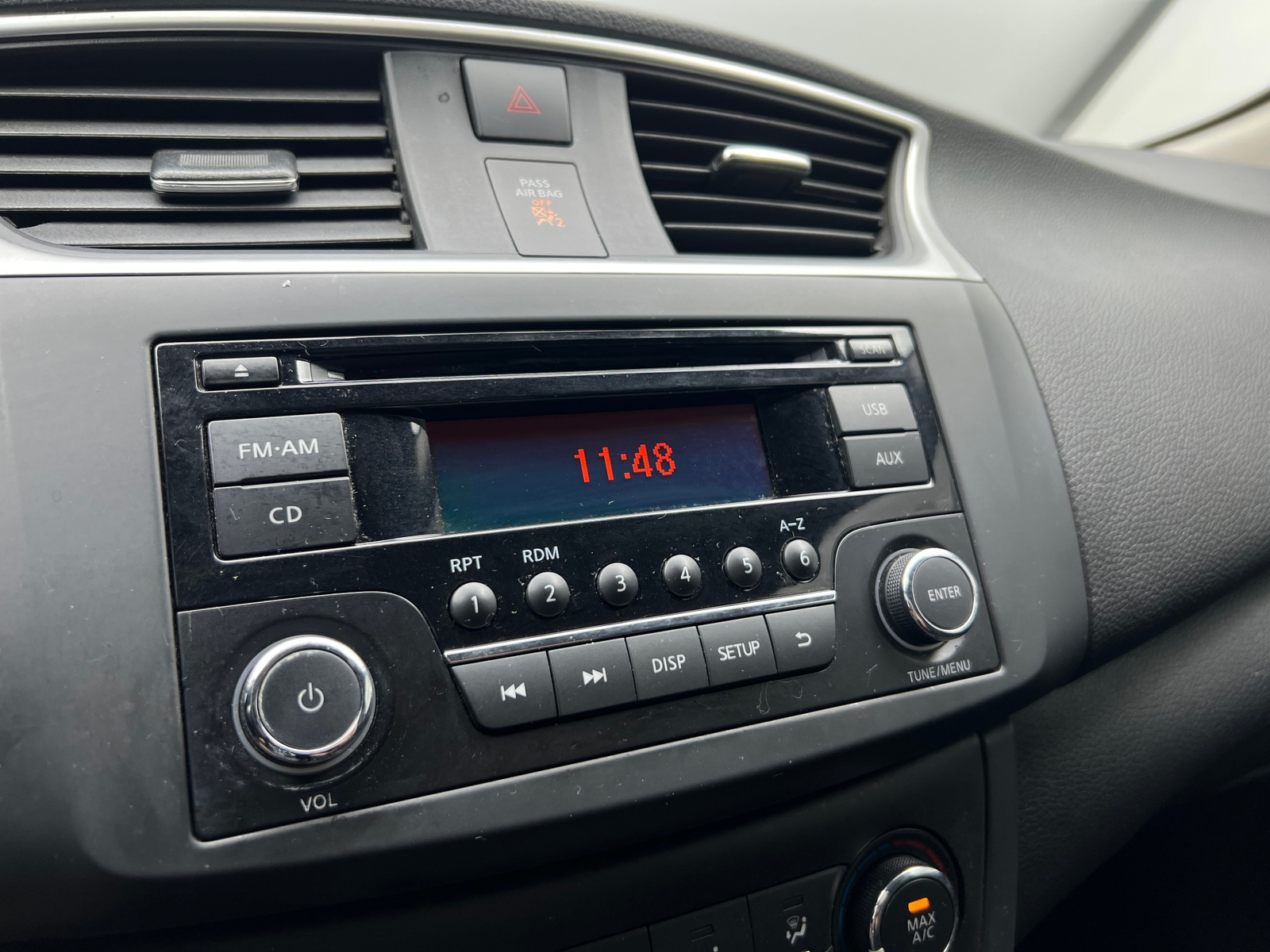 Thumbnail: 2016 Nissan Sentra - 4