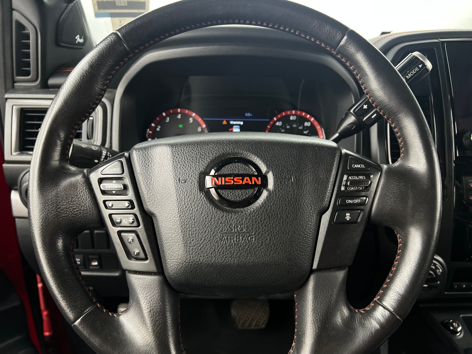 Thumbnail: 2020 Nissan Titan - 5