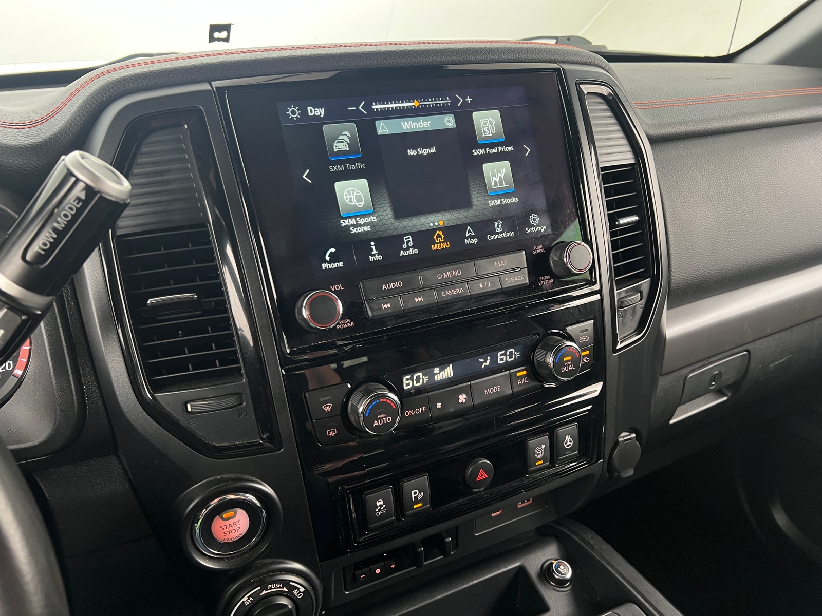 Thumbnail: 2020 Nissan Titan - 4