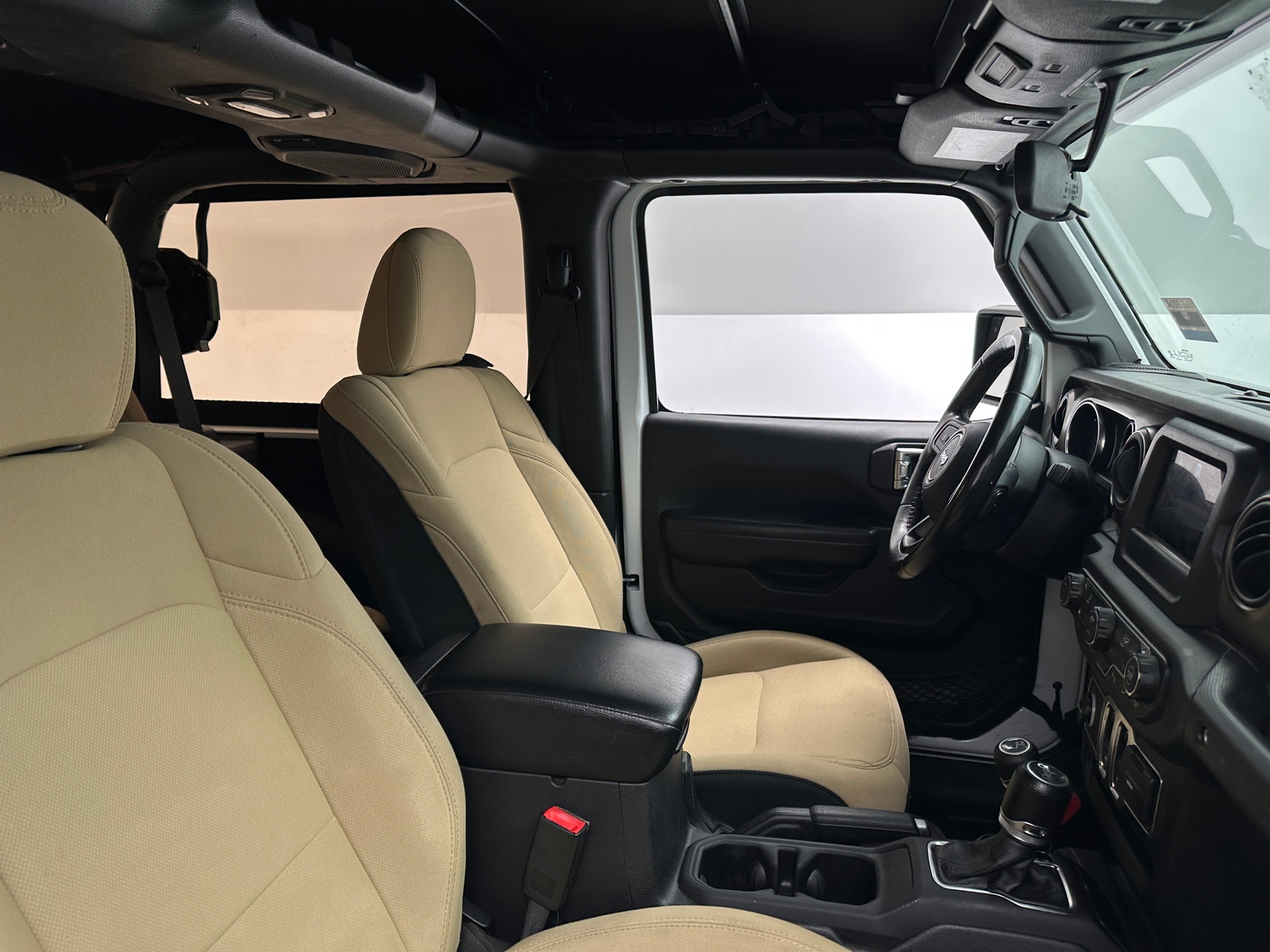 Thumbnail: 2019 Jeep Wrangler - 2