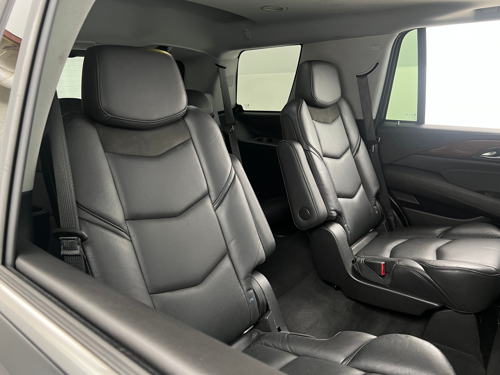 Thumbnail: 2019 Cadillac Escalade - 5