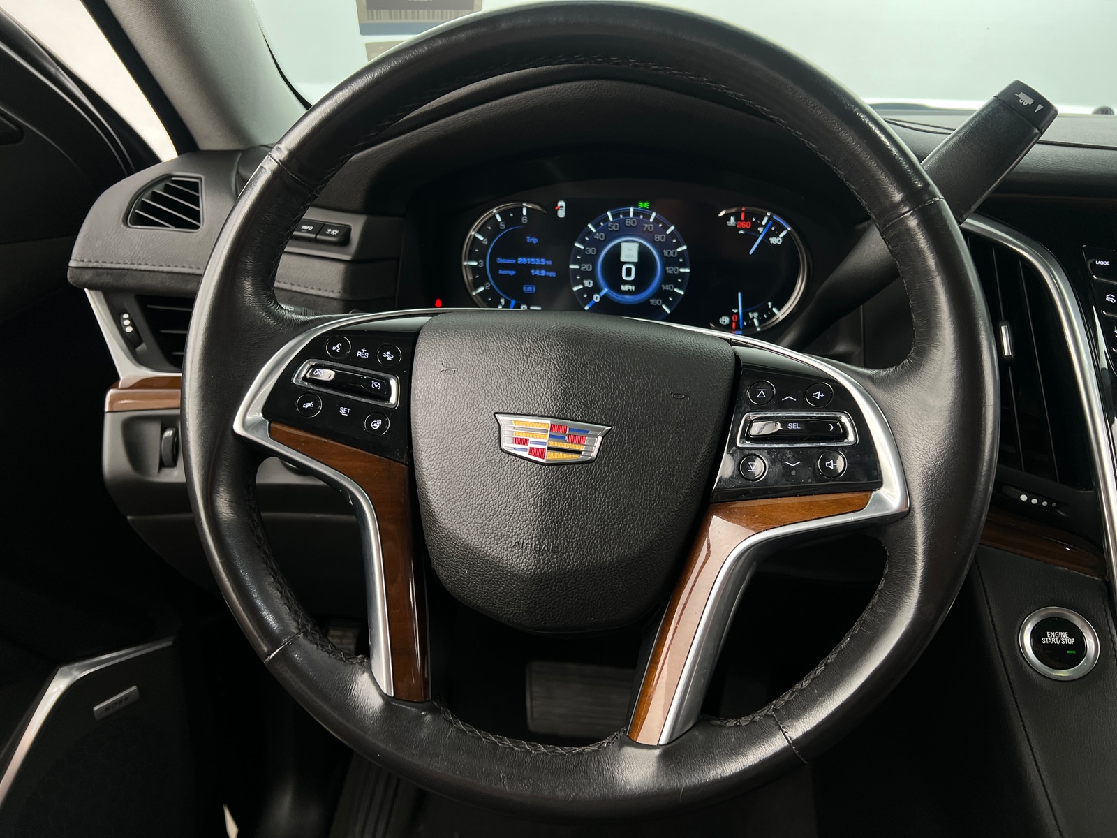 Thumbnail: 2019 Cadillac Escalade - 4