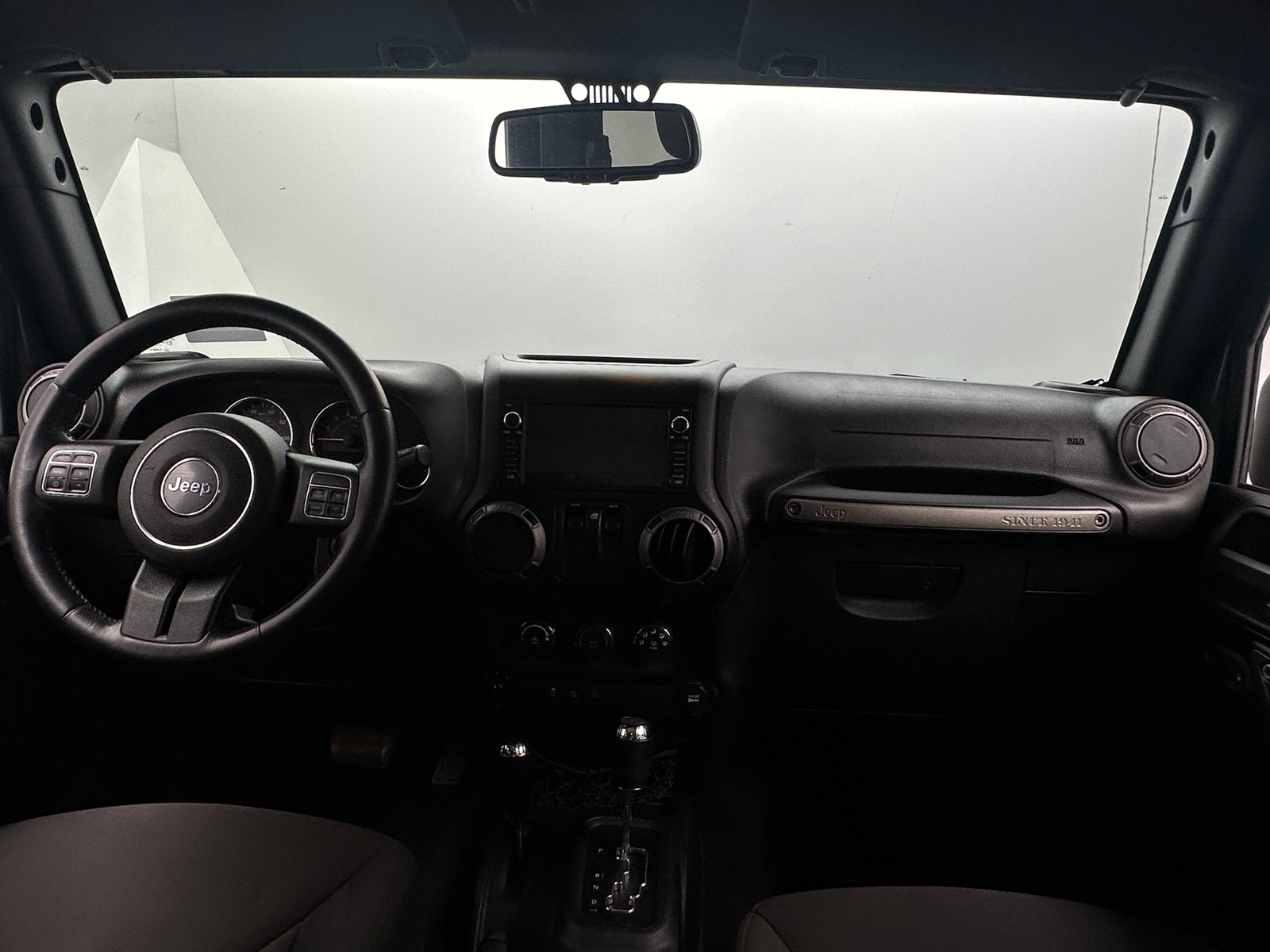 Thumbnail: 2016 Jeep Wrangler - 3