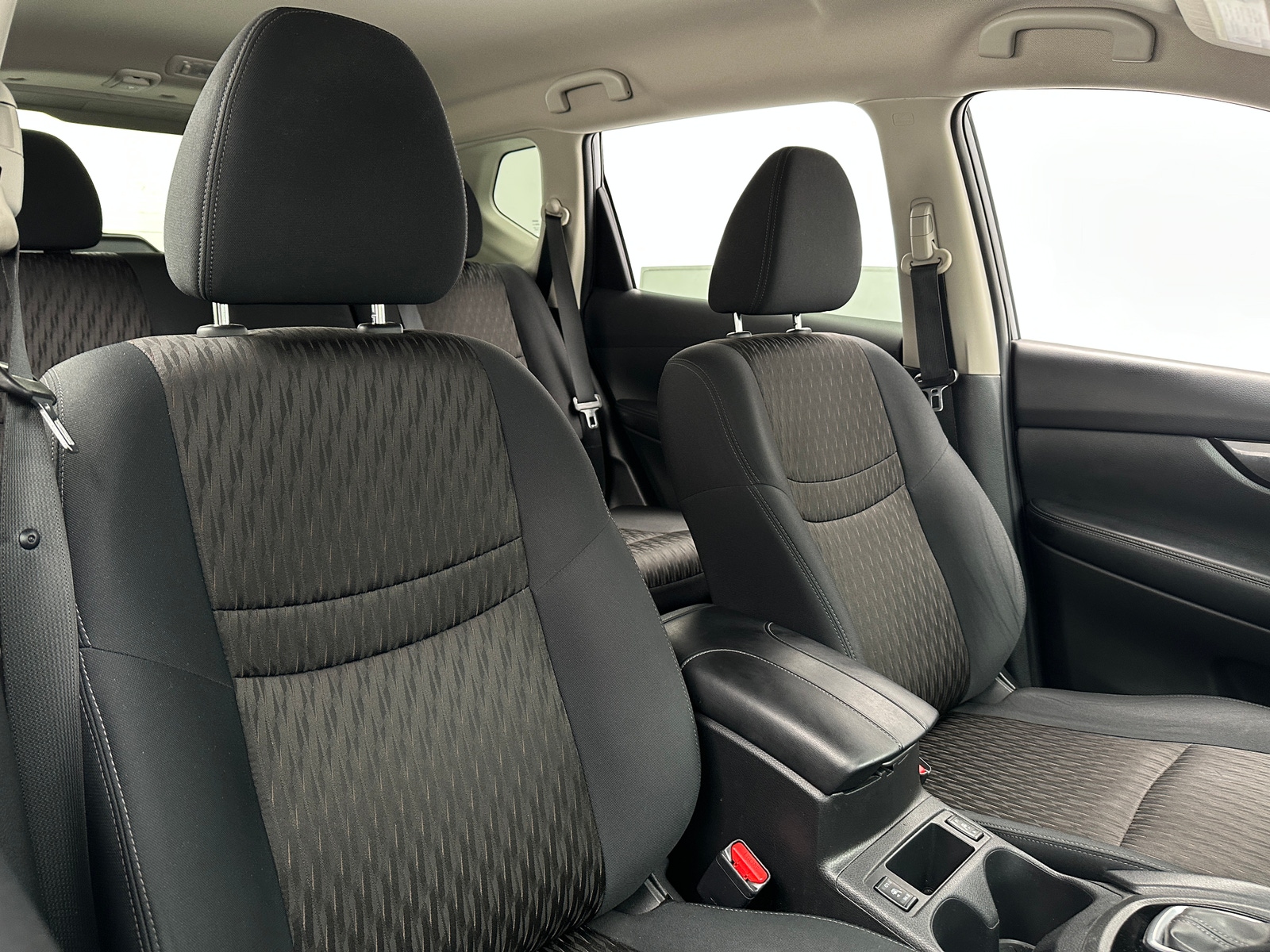 Thumbnail: 2017 Nissan Rogue - 2
