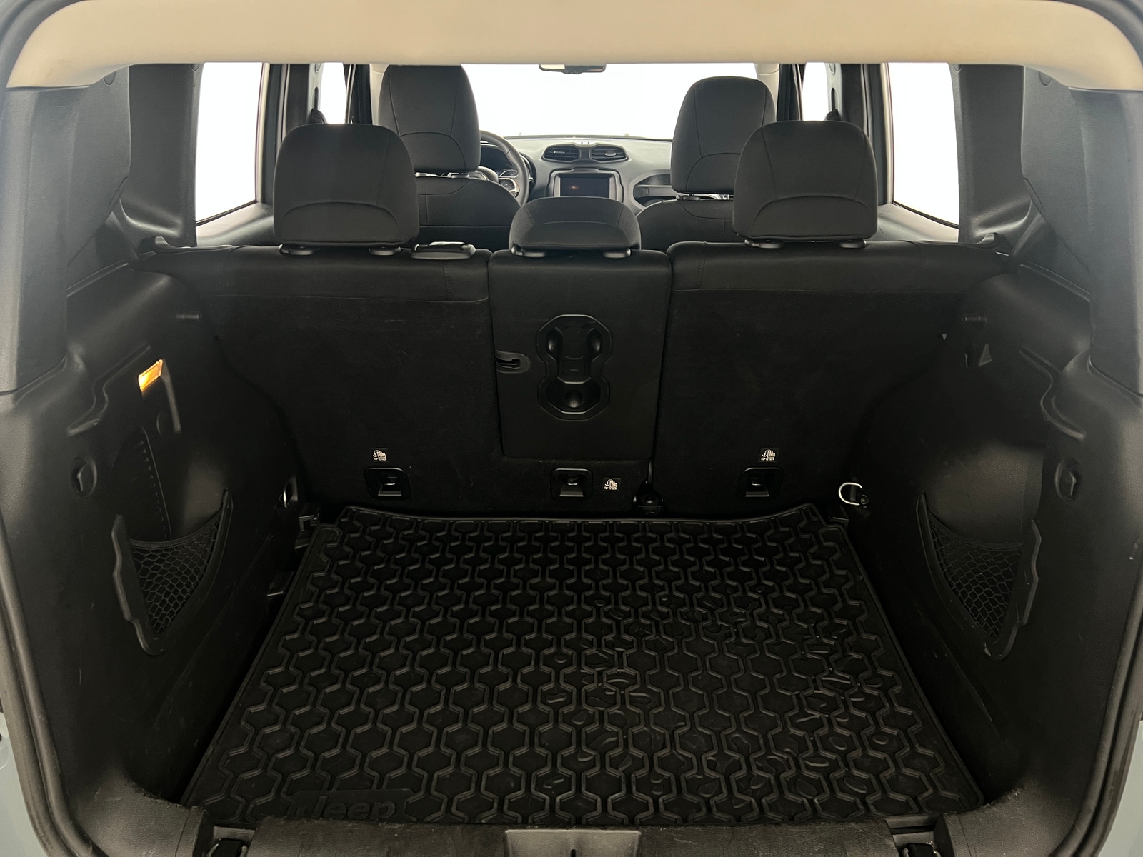 Thumbnail: 2018 Jeep Renegade - 7
