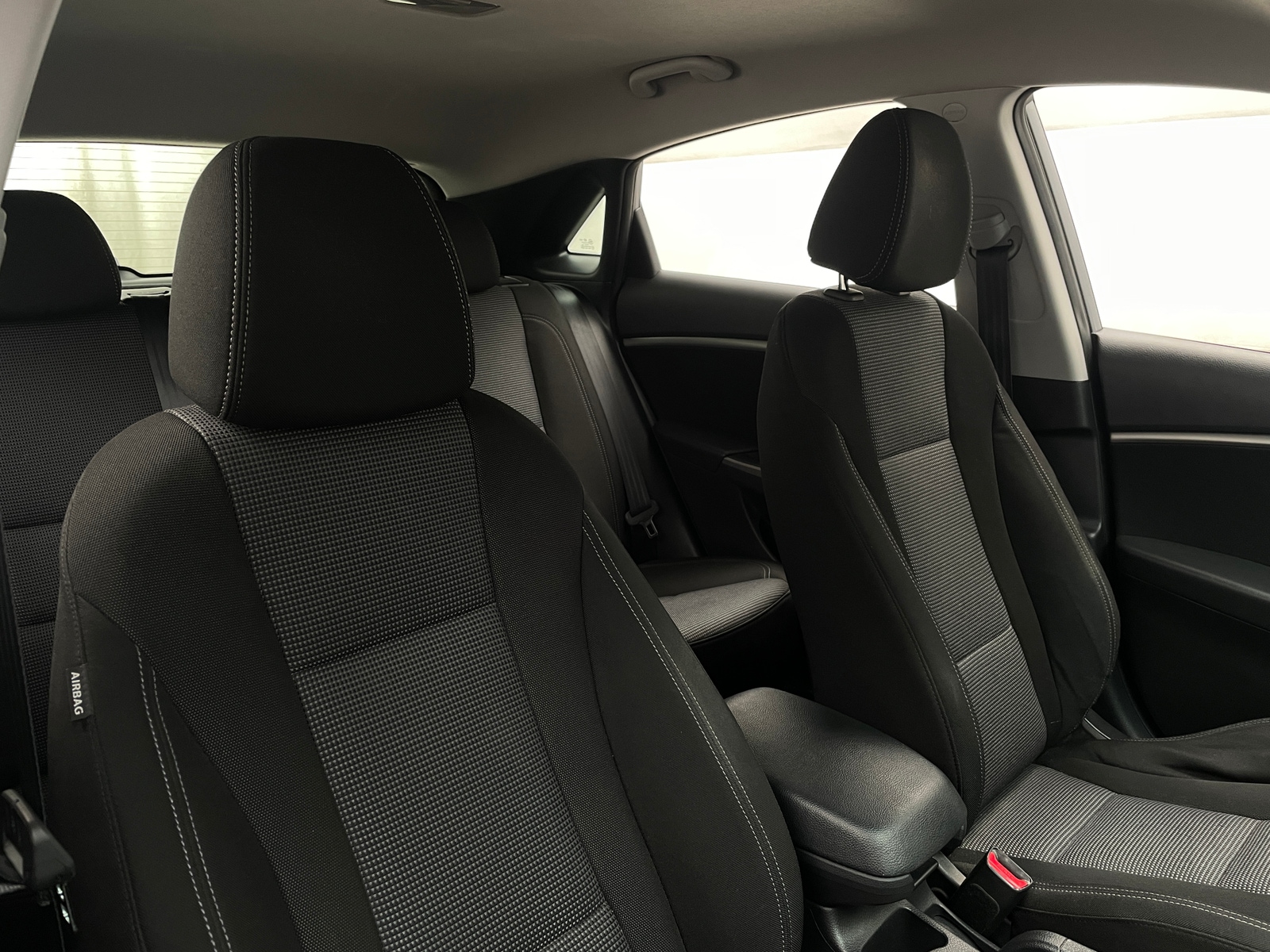 Thumbnail: 2013 Hyundai Elantra - 2