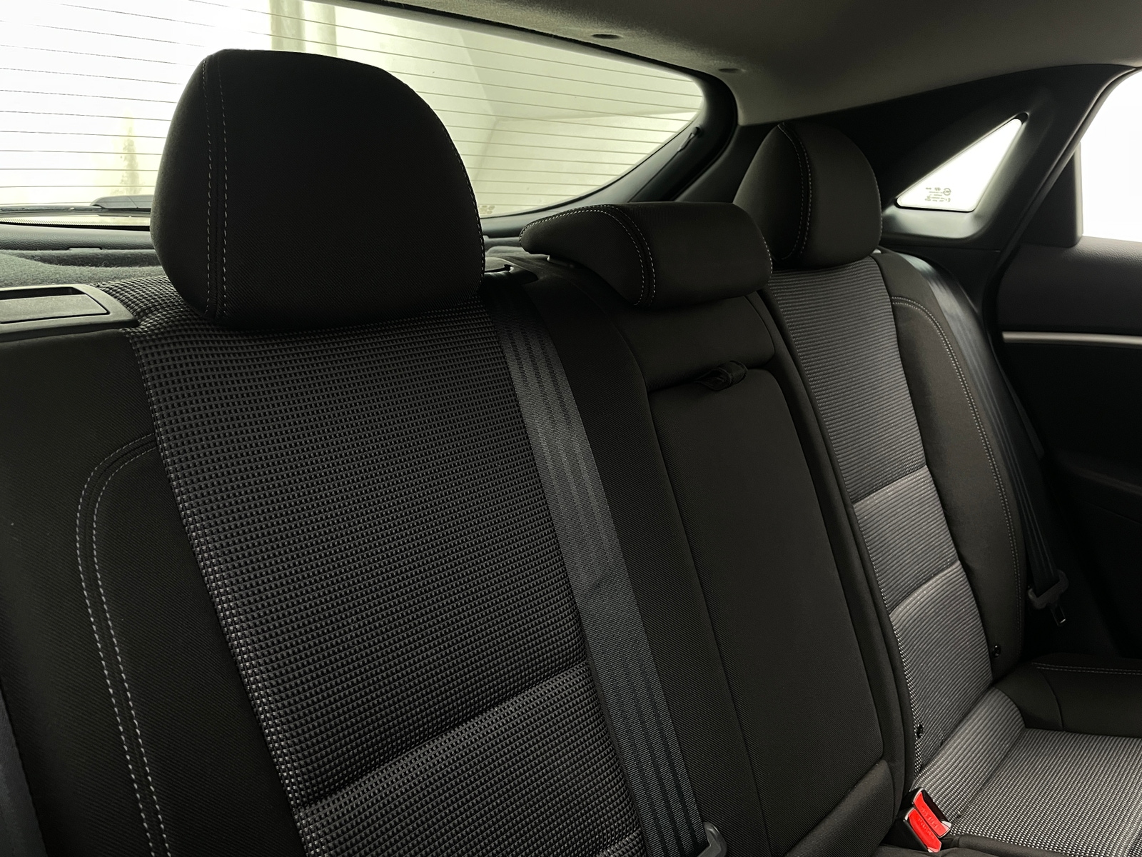 Thumbnail: 2013 Hyundai Elantra - 6
