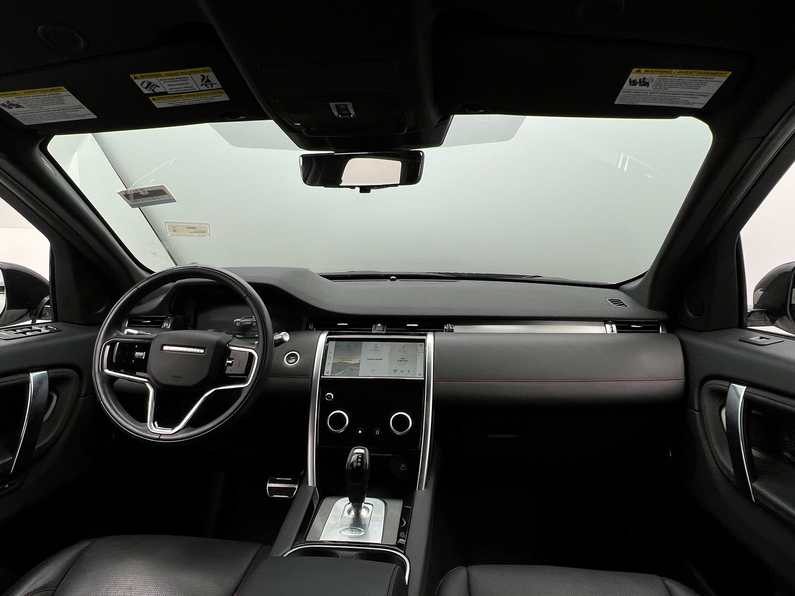 Thumbnail: 2022 Land Rover Discovery Sport - 2