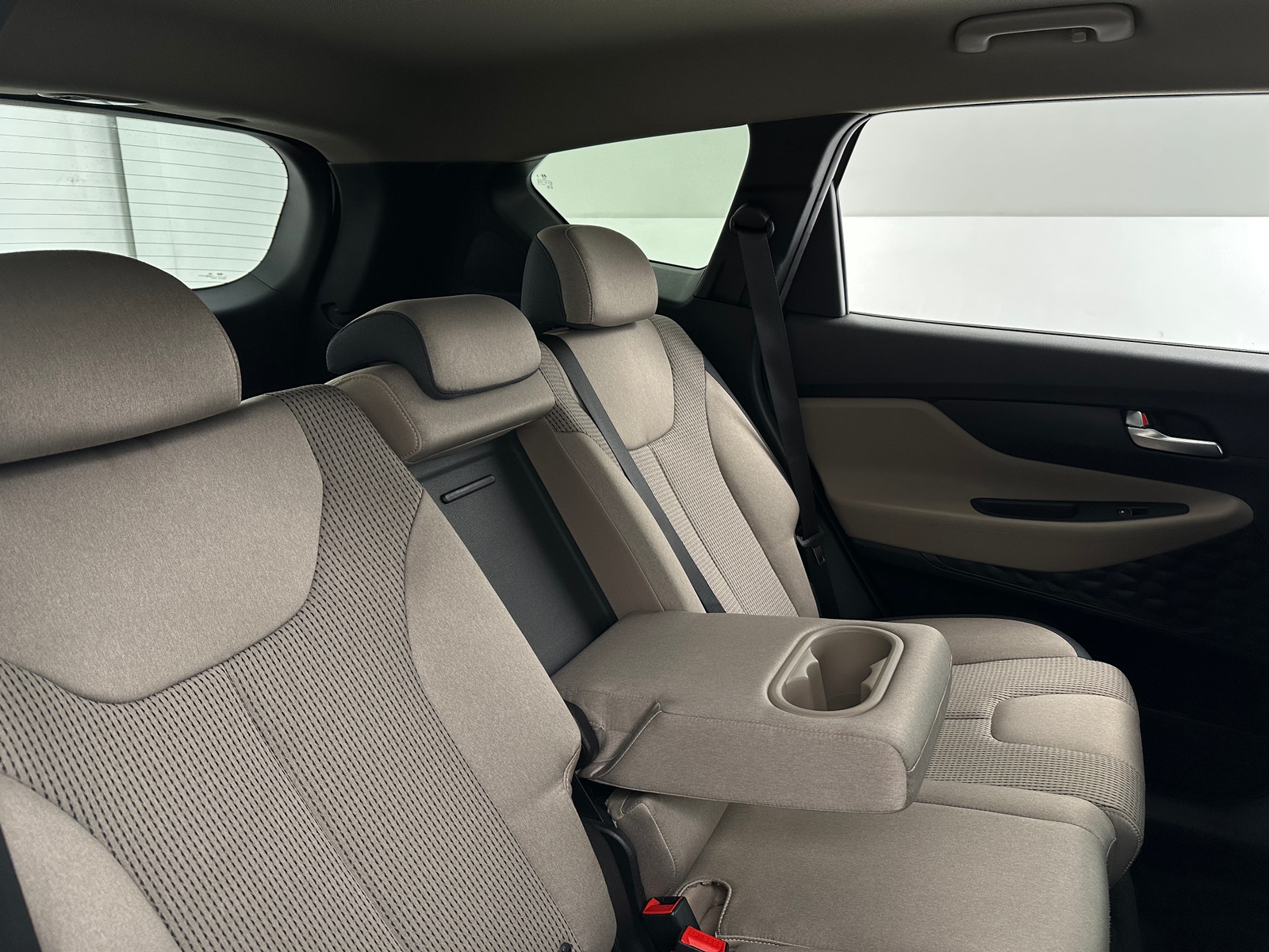 Thumbnail: 2023 Hyundai Santa Fe - 6