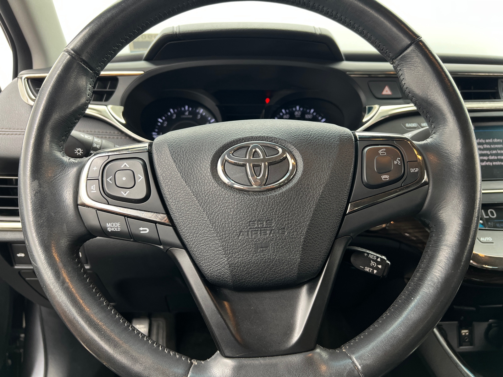 Thumbnail: 2013 Toyota Avalon - 4