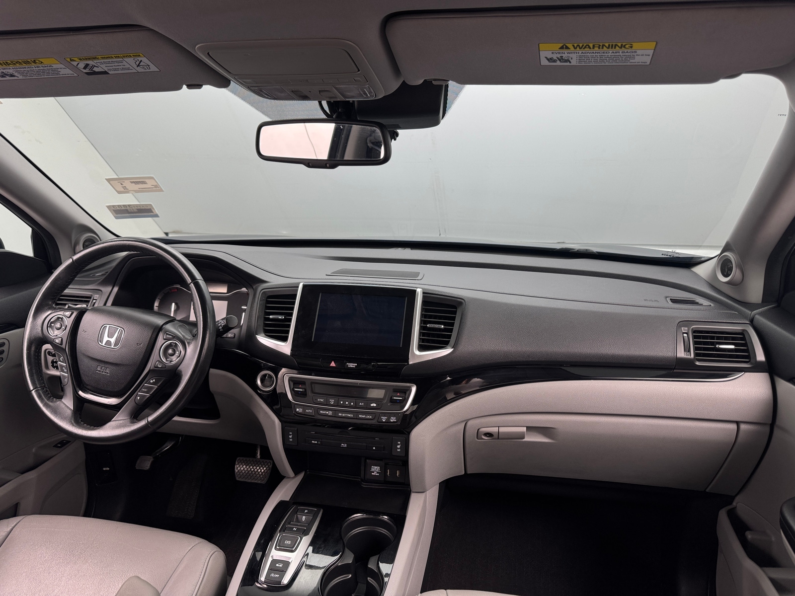 Thumbnail: 2016 Honda Pilot - 2