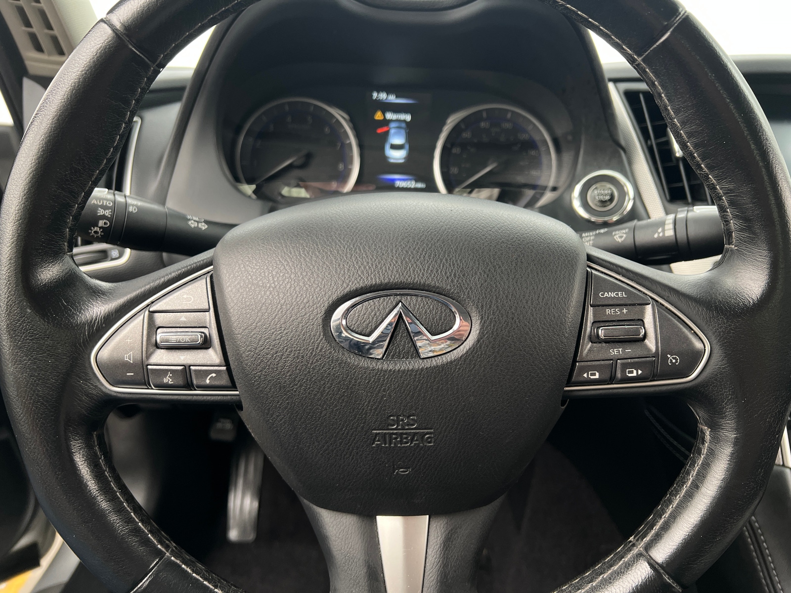Thumbnail: 2014 INFINITI Q50 - 4