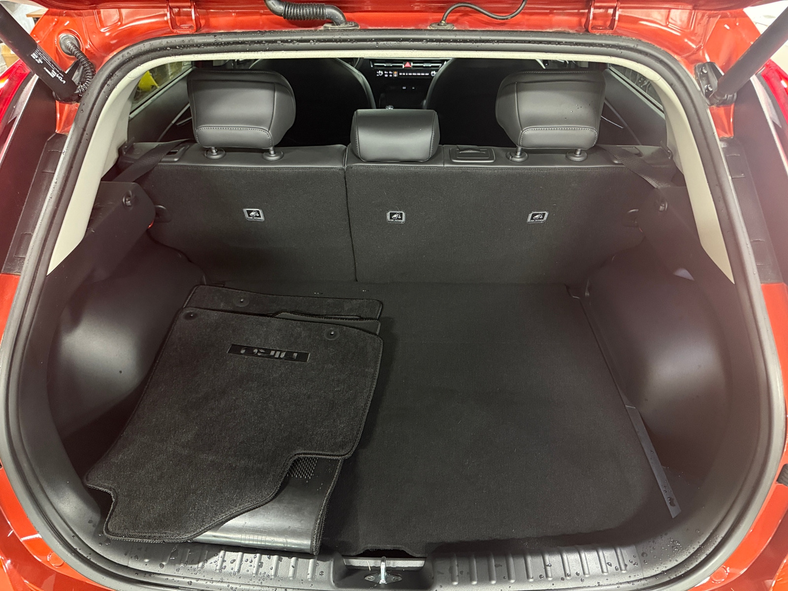 Thumbnail: 2023 Kia Niro - 6