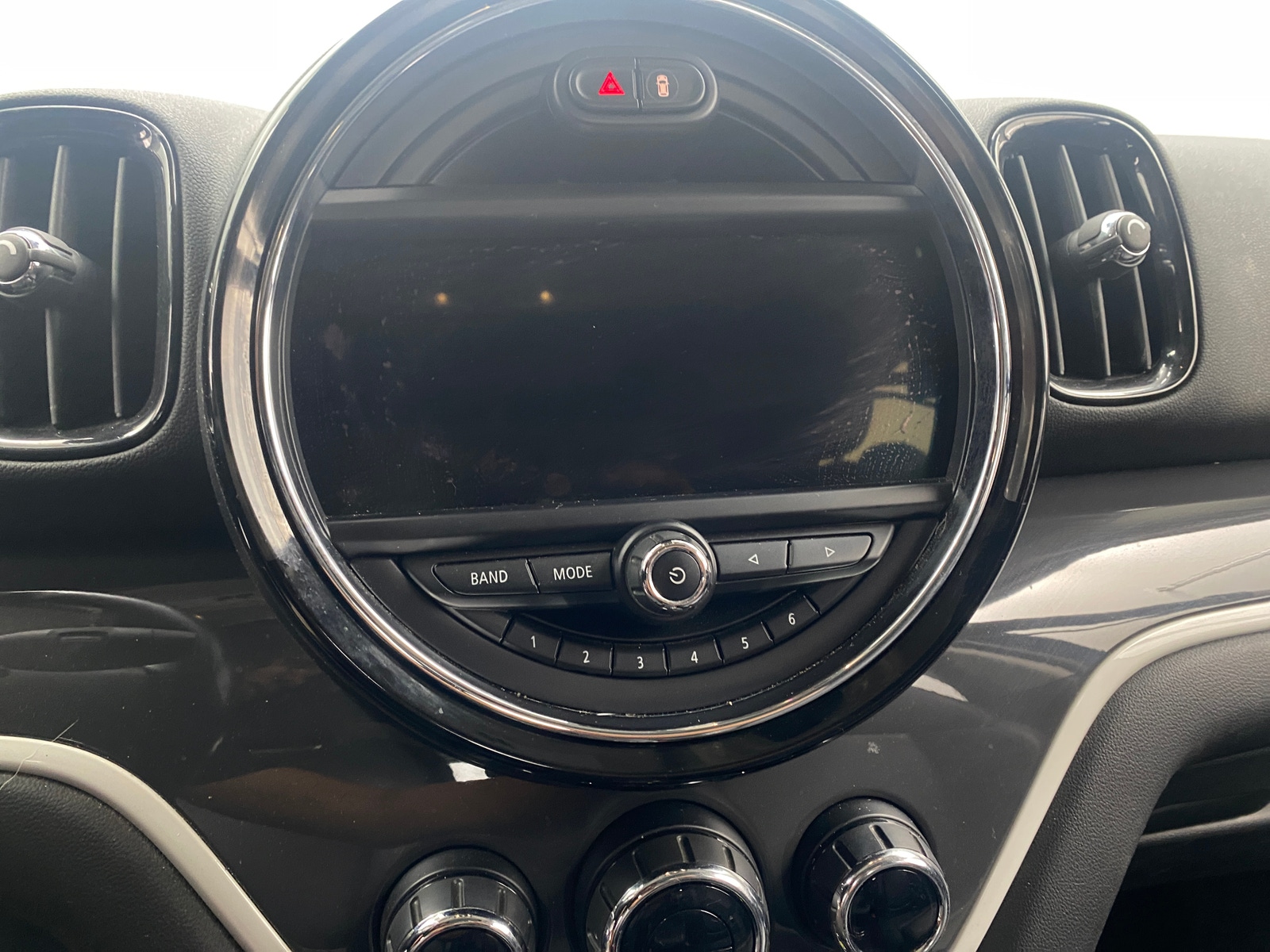 Thumbnail: 2019 MINI Cooper Countryman - 3