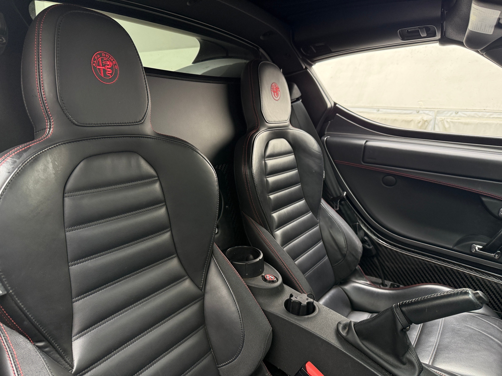 Thumbnail: 2018 Alfa Romeo 4C - 2