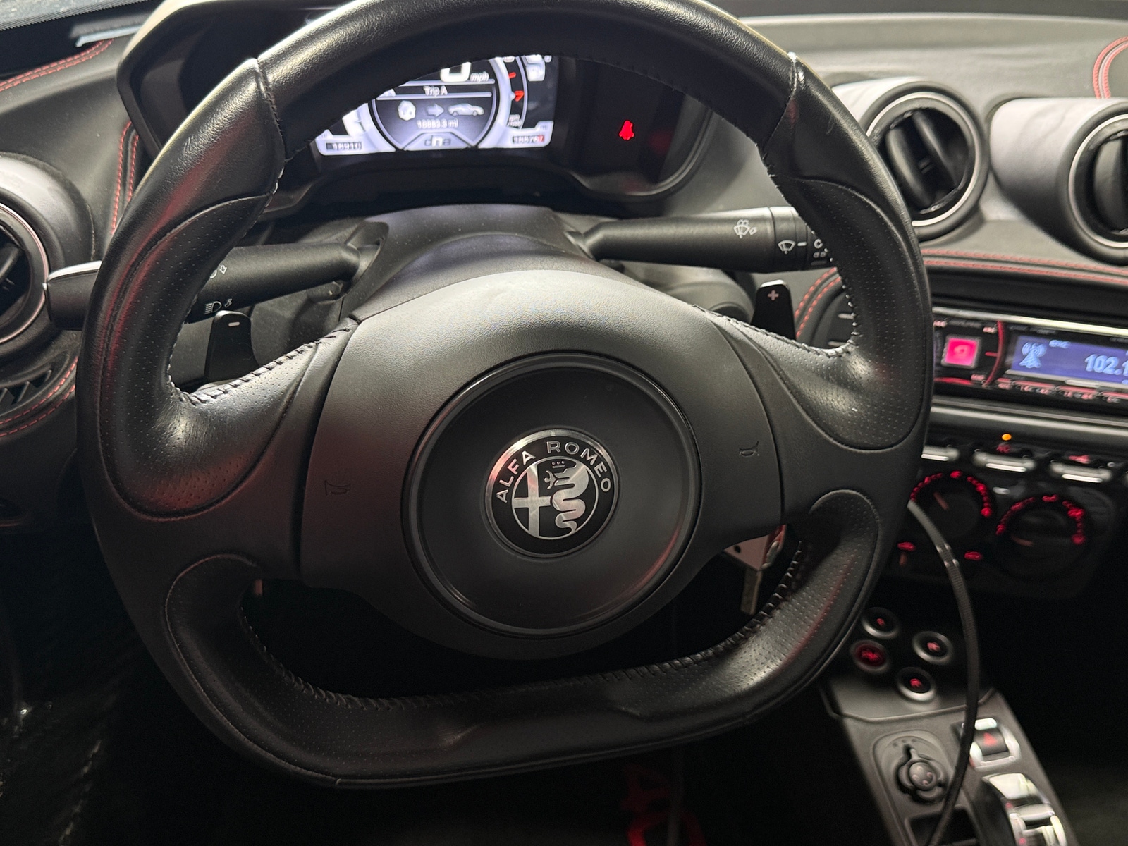 Thumbnail: 2018 Alfa Romeo 4C - 5