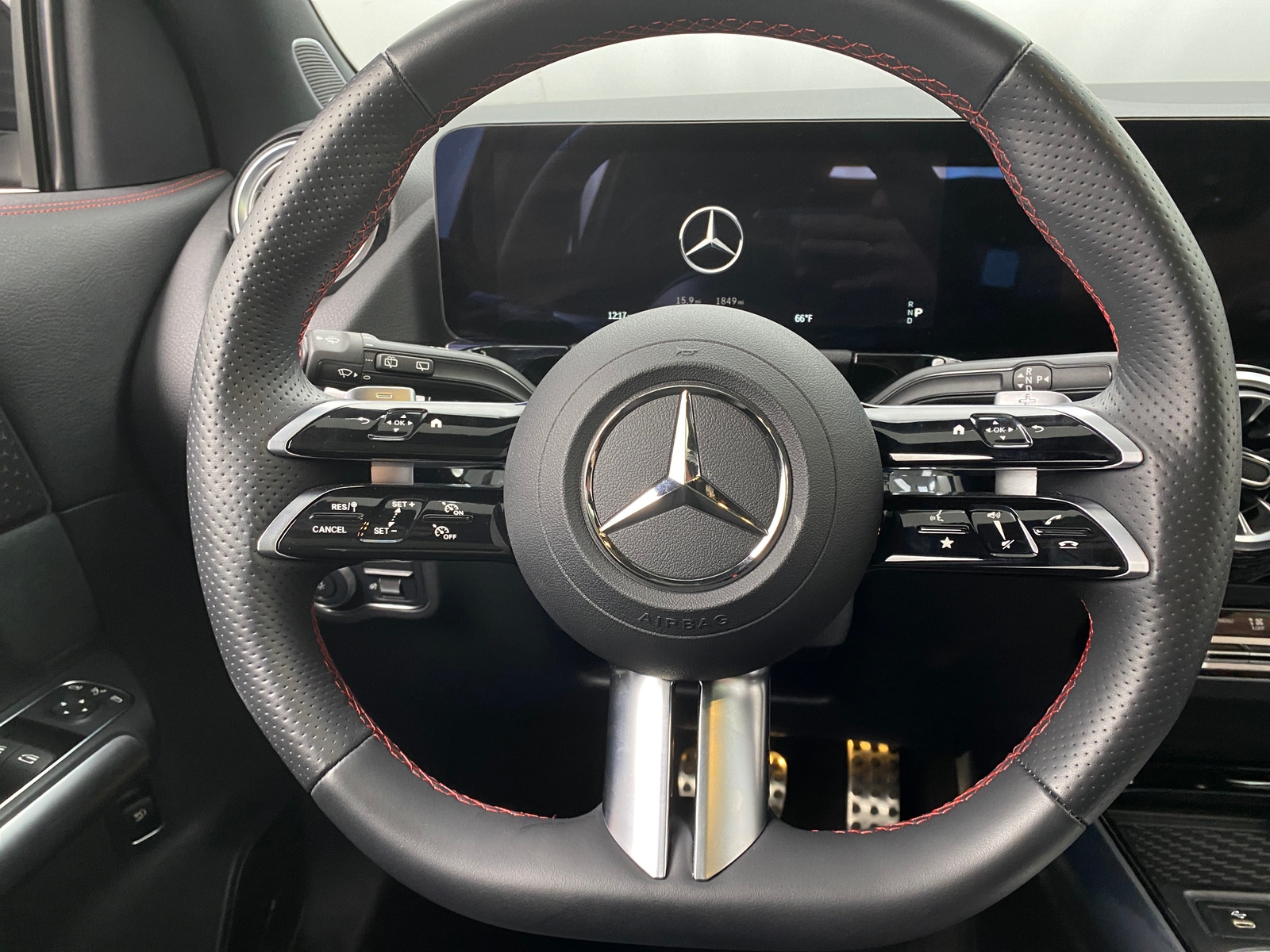 Thumbnail: 2025 Mercedes-Benz GLA - 4