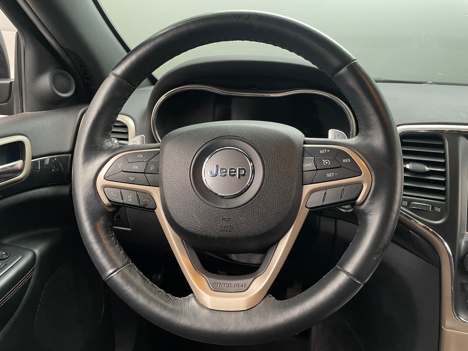 Thumbnail: 2016 Jeep Grand Cherokee - 5