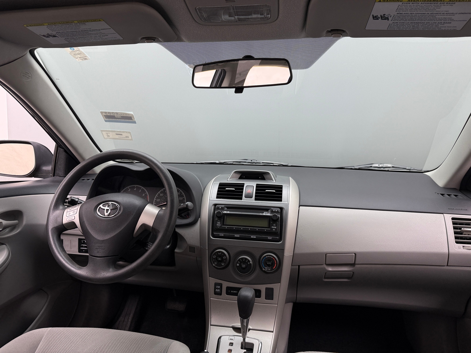 Thumbnail: 2012 Toyota Corolla - 3
