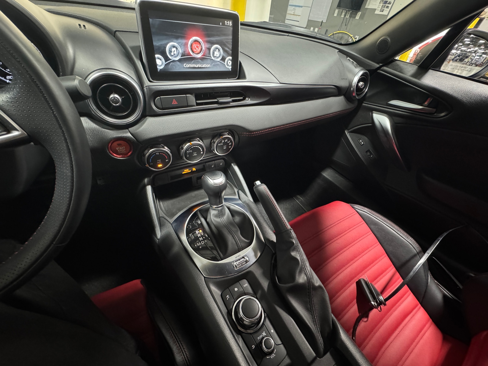 Thumbnail: 2019 Fiat 124 Spider - 3