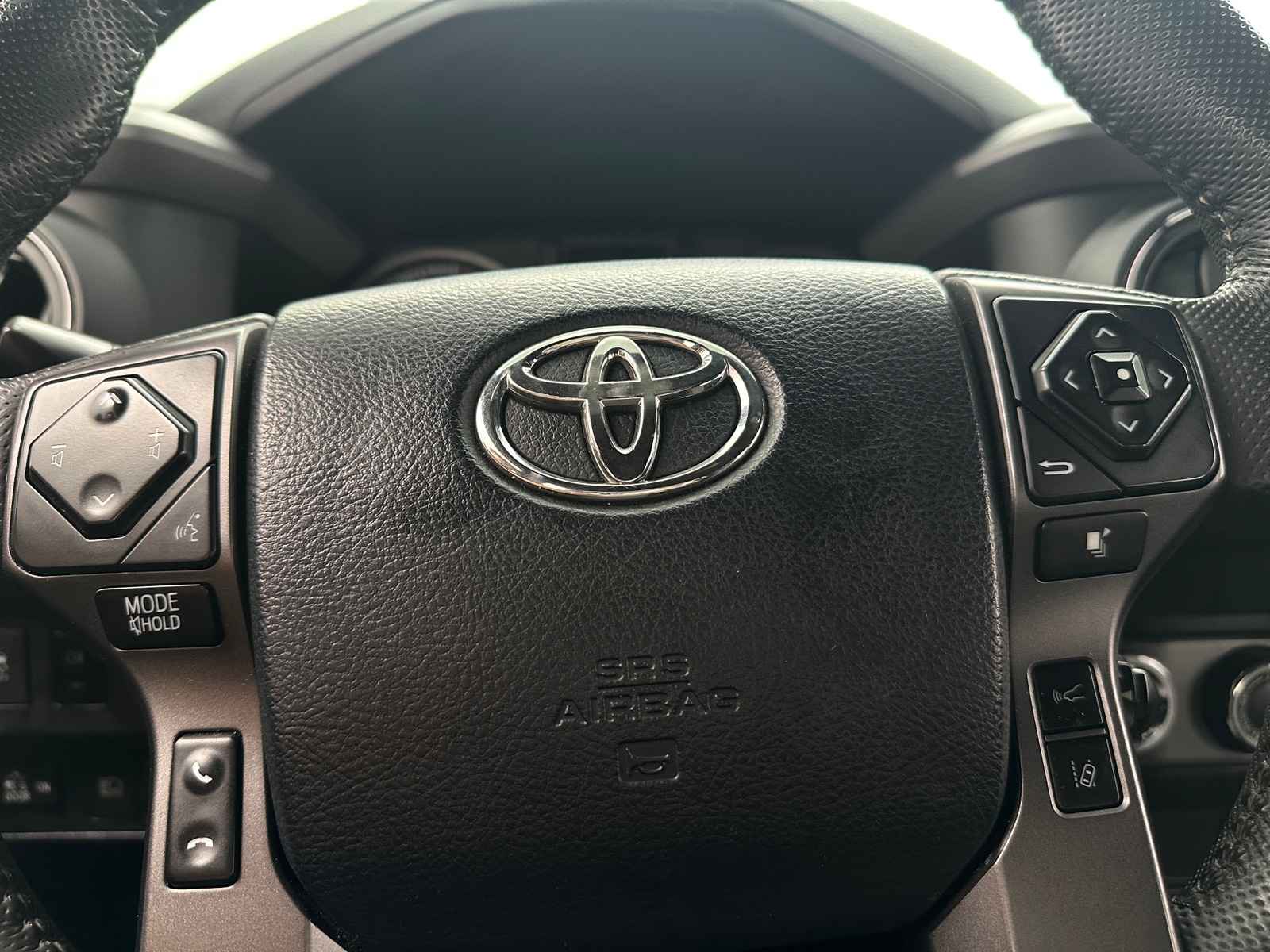 Thumbnail: 2020 Toyota Tacoma - 5