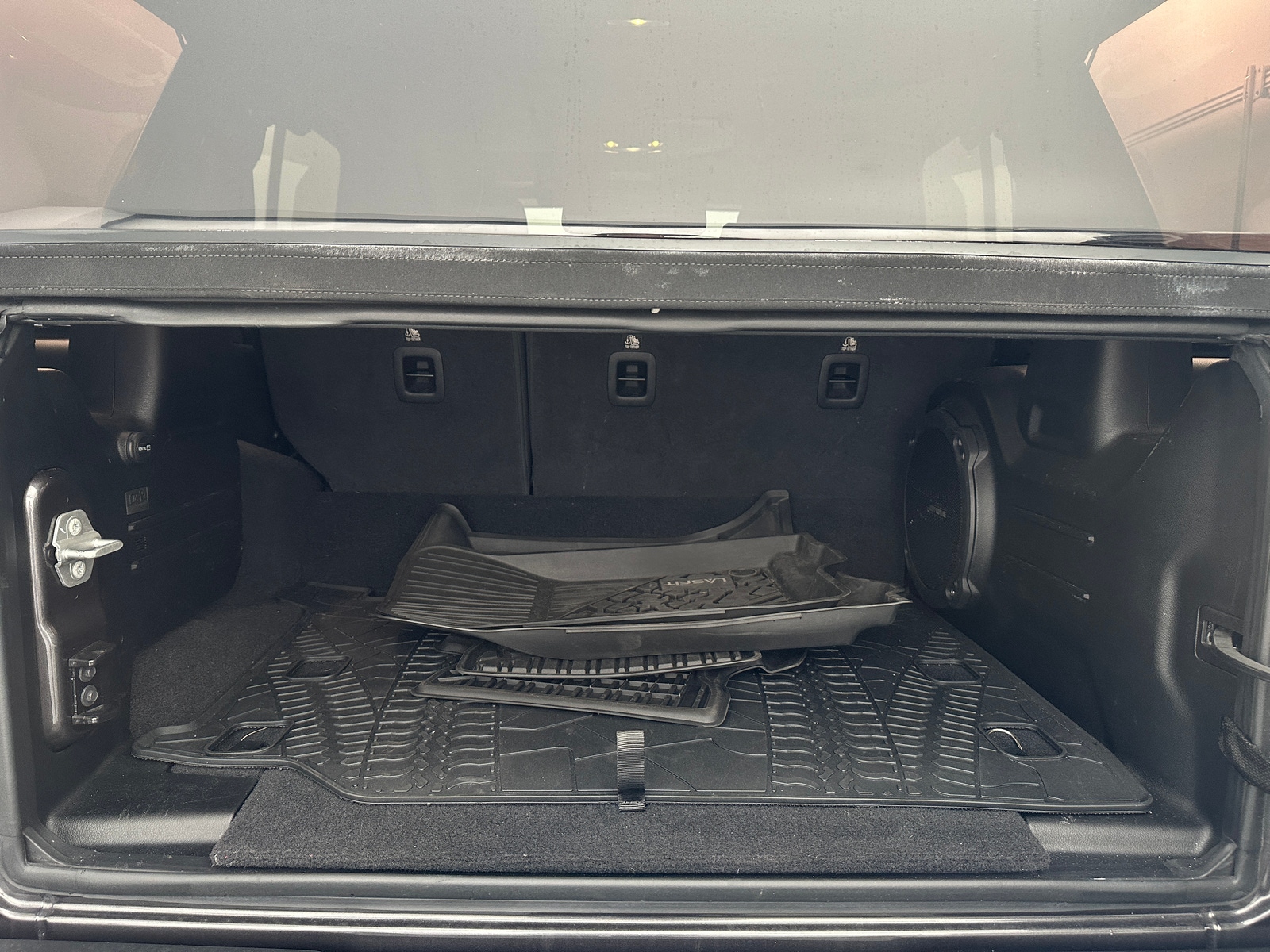 Thumbnail: 2021 Jeep Wrangler - 6