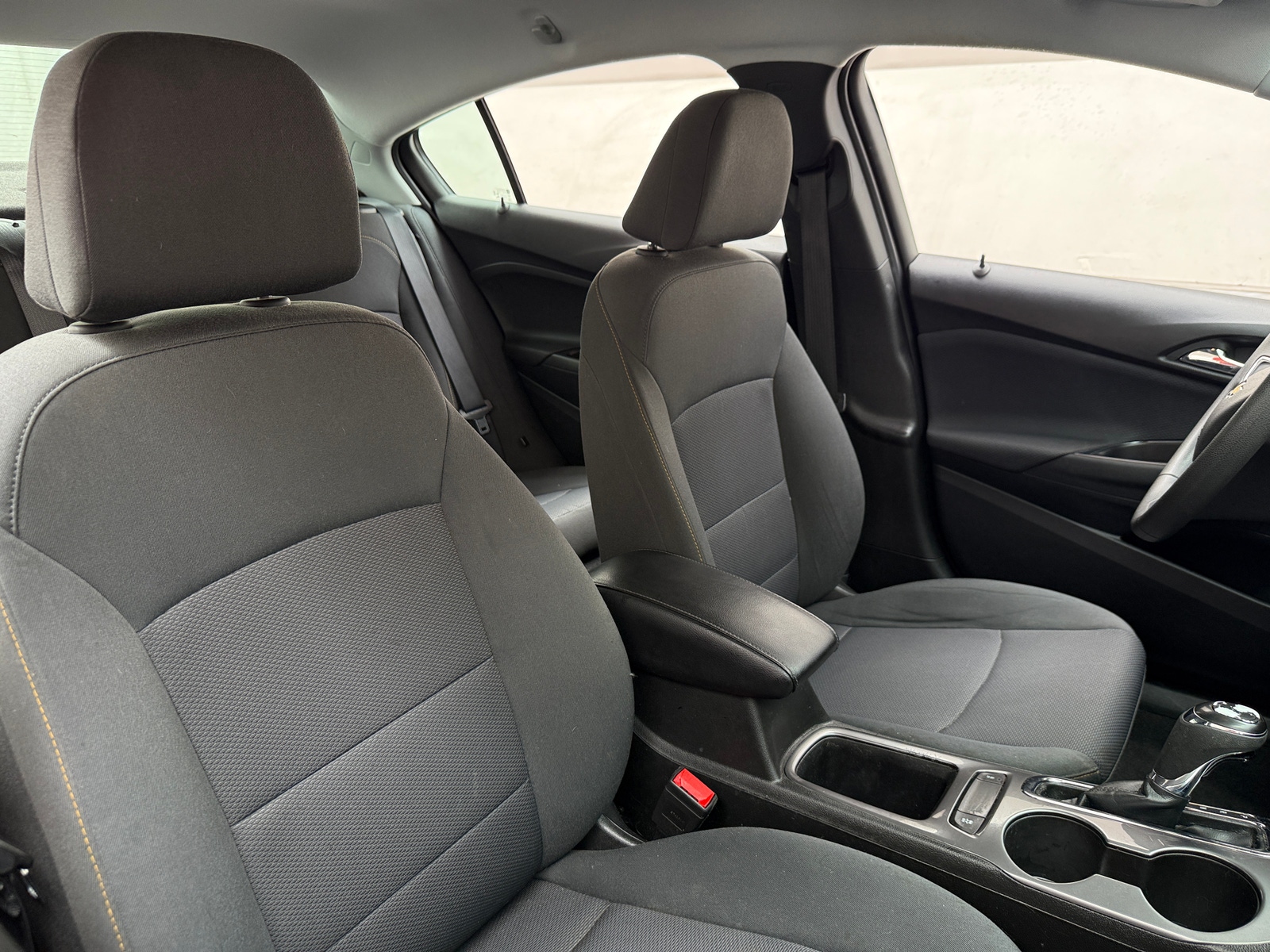Thumbnail: 2019 Chevrolet Cruze - 2