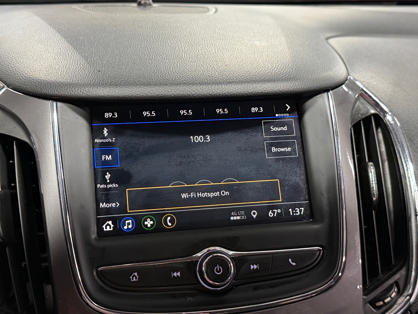Thumbnail: 2019 Chevrolet Cruze - 4