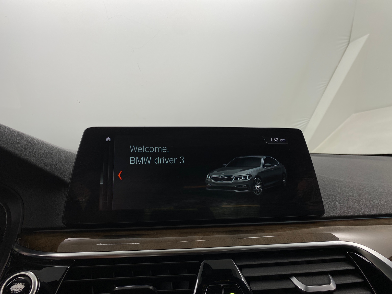 Thumbnail: 2018 BMW 5 Series - 3