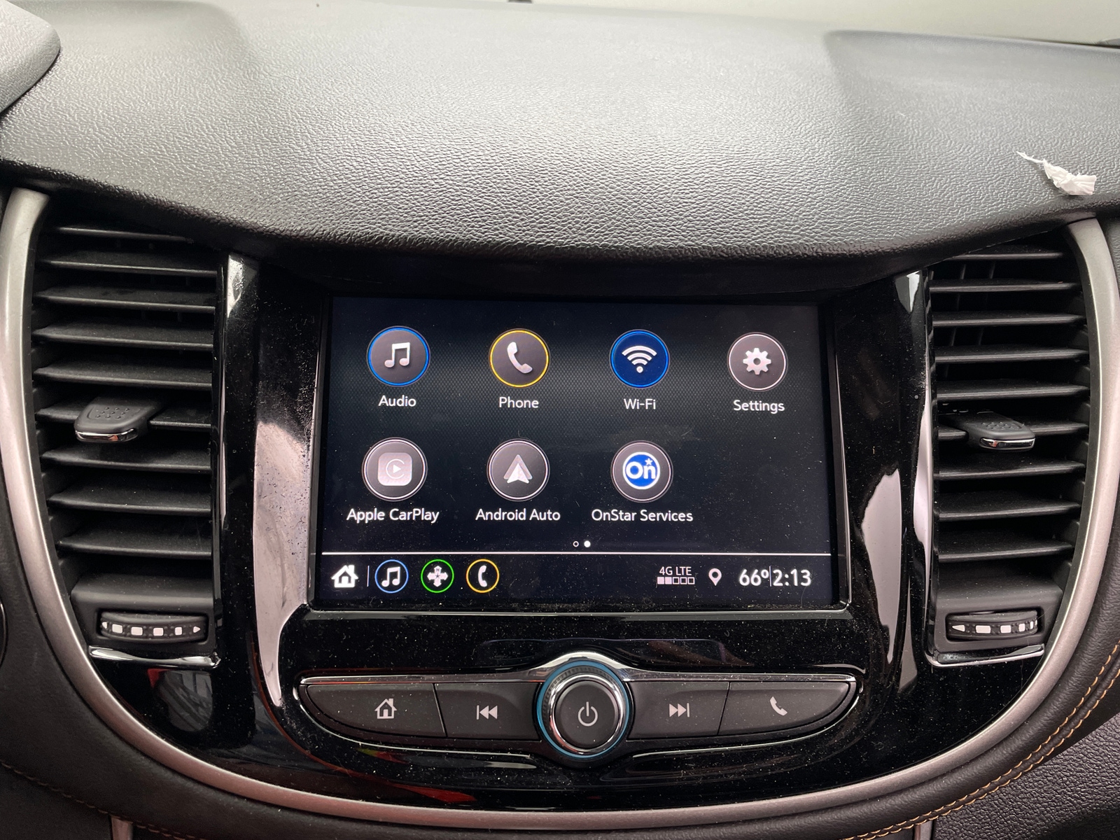 Thumbnail: 2020 Chevrolet Trax - 3