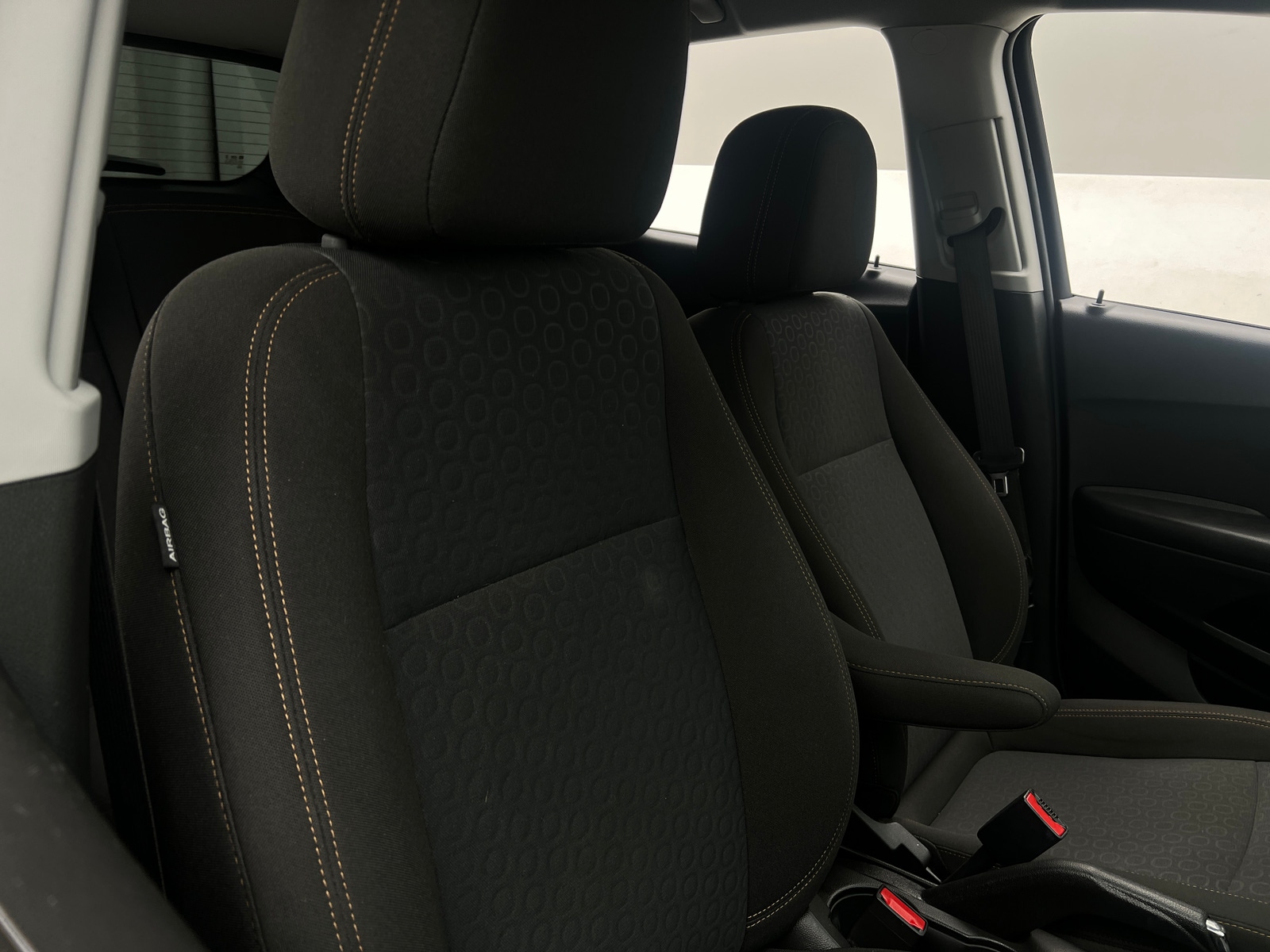 Thumbnail: 2022 Chevrolet Trax - 2