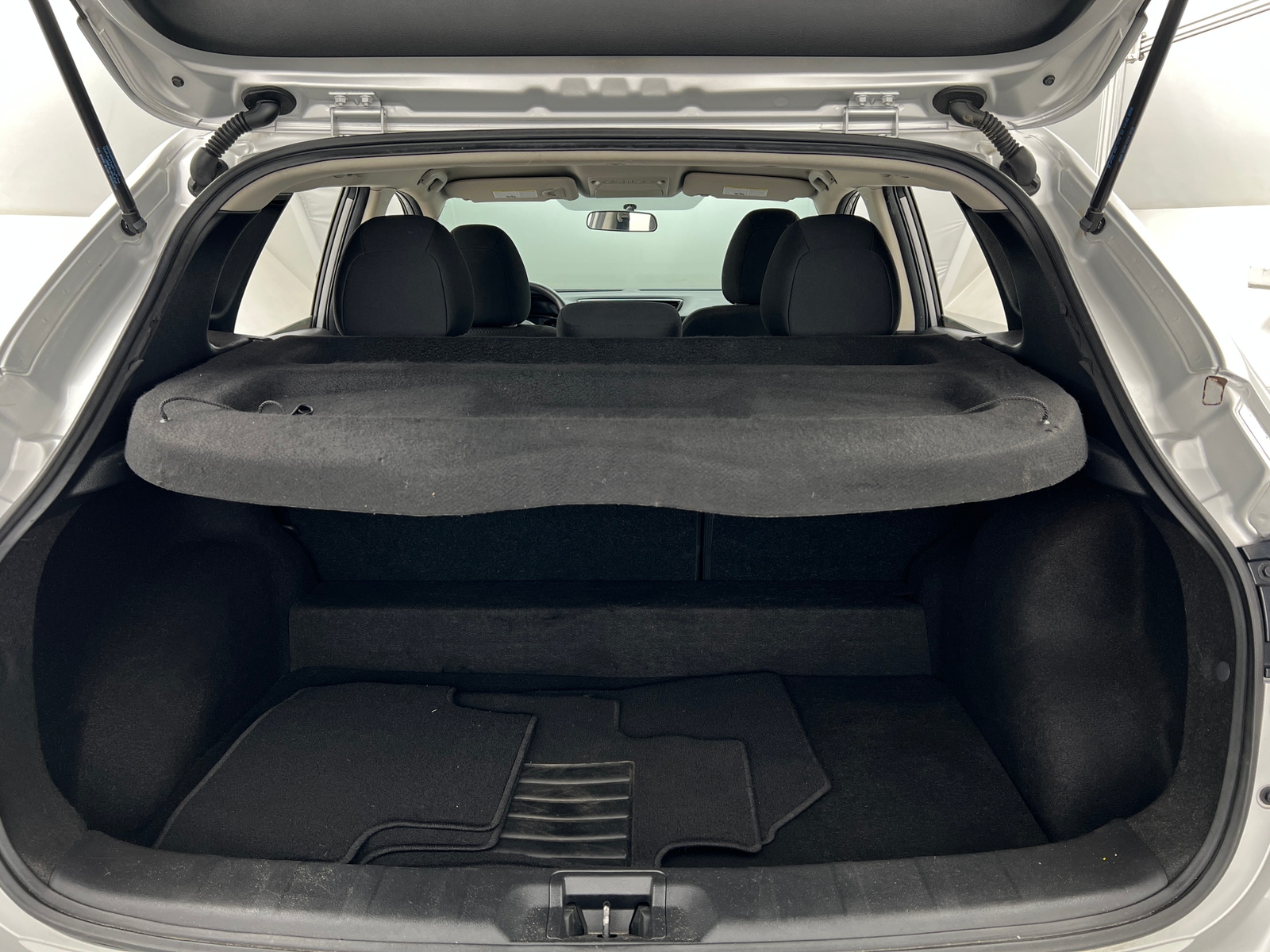 Thumbnail: 2017 Nissan Rogue Sport - 7