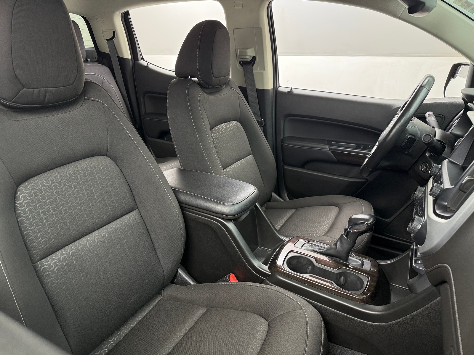 Thumbnail: 2022 GMC Canyon - 2