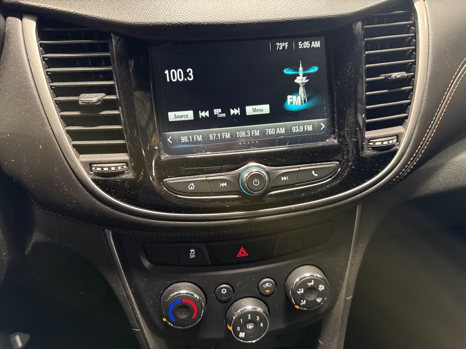 Thumbnail: 2017 Chevrolet Trax - 4