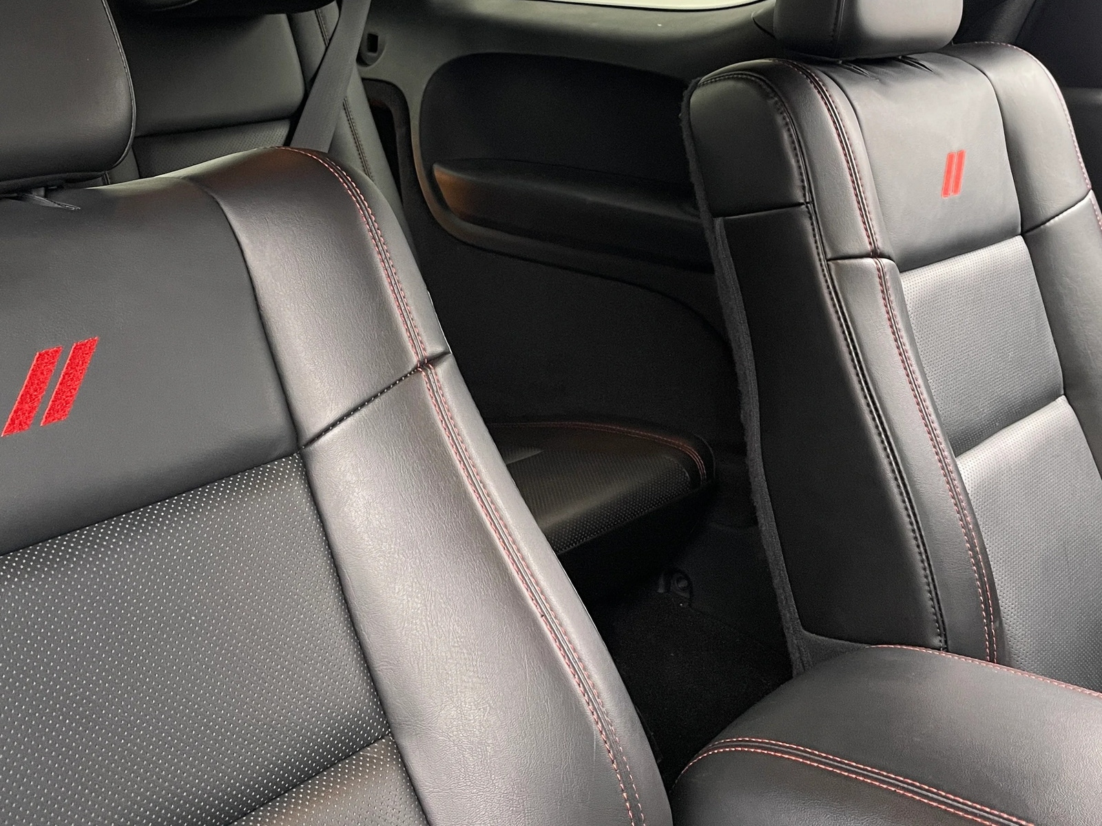 Thumbnail: 2023 Dodge Durango - 5